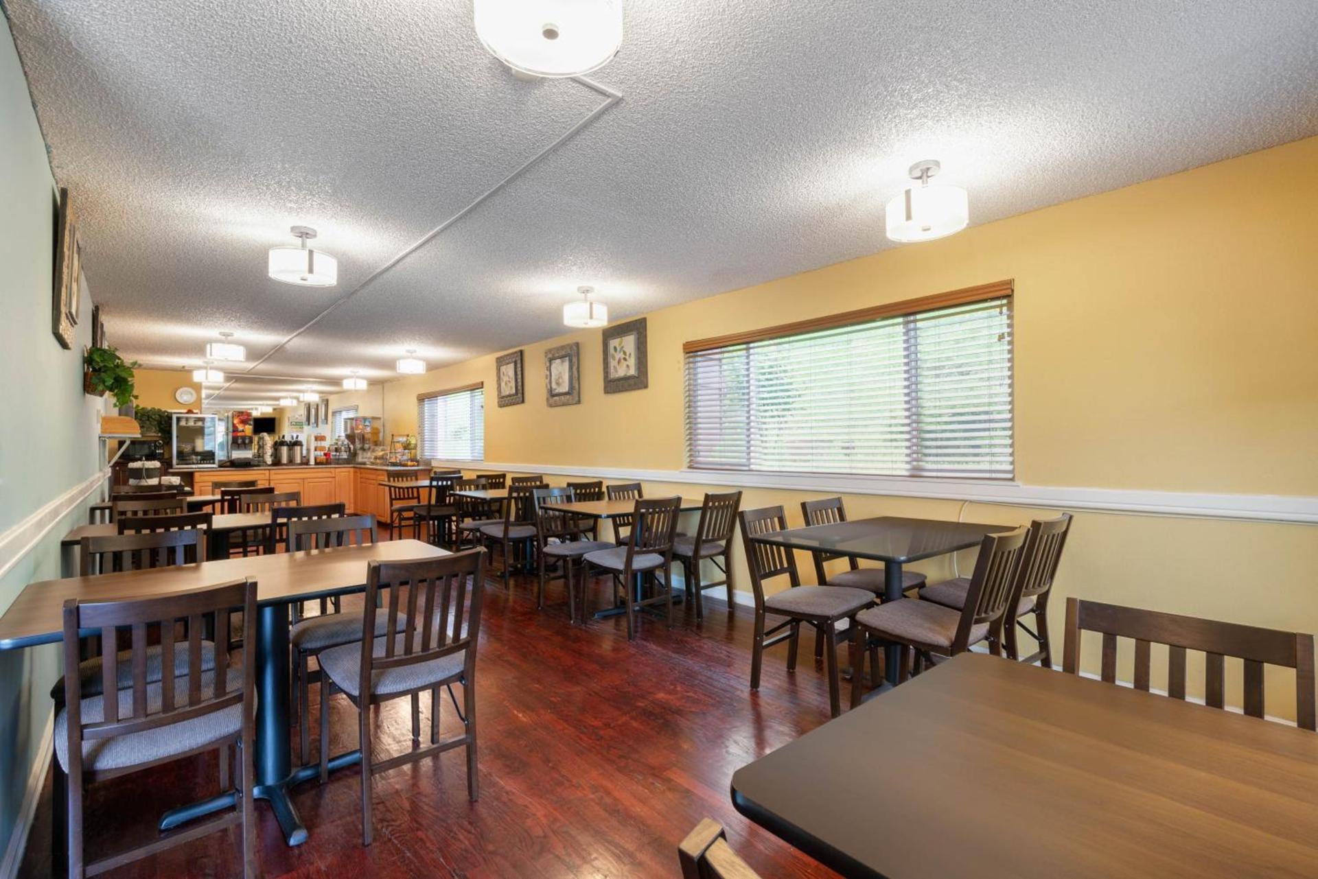 Sutton Suites Hotel photo 17