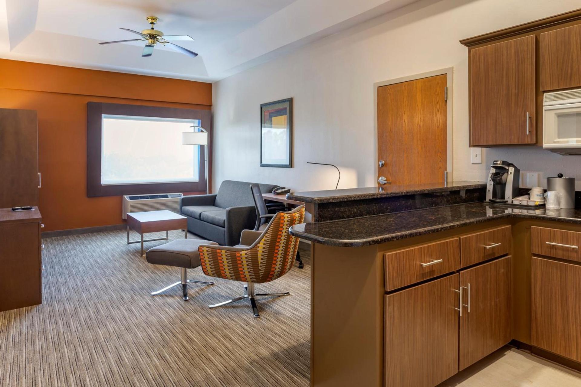 Holiday Inn Express Branson- Green Mountain Drive by IHG photo 59