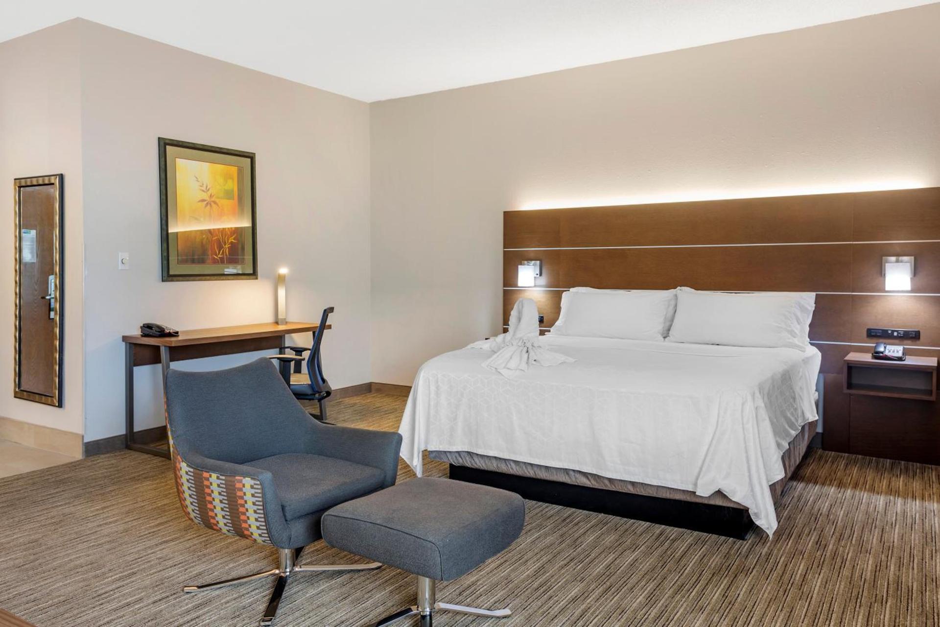 Holiday Inn Express Branson- Green Mountain Drive by IHG photo 44