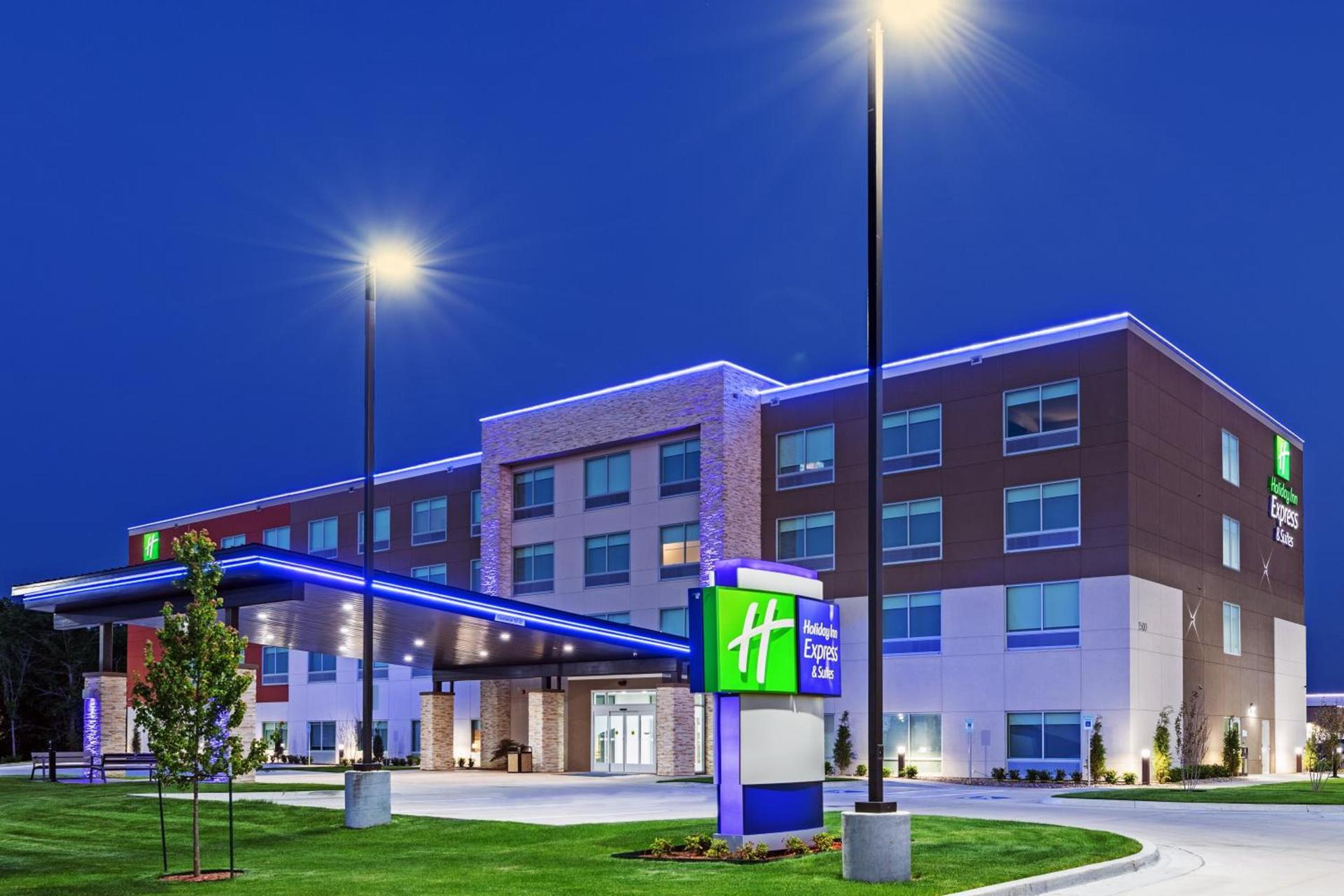 Holiday Inn Express & Suites - Parsons by IHG — hotel in Parsons