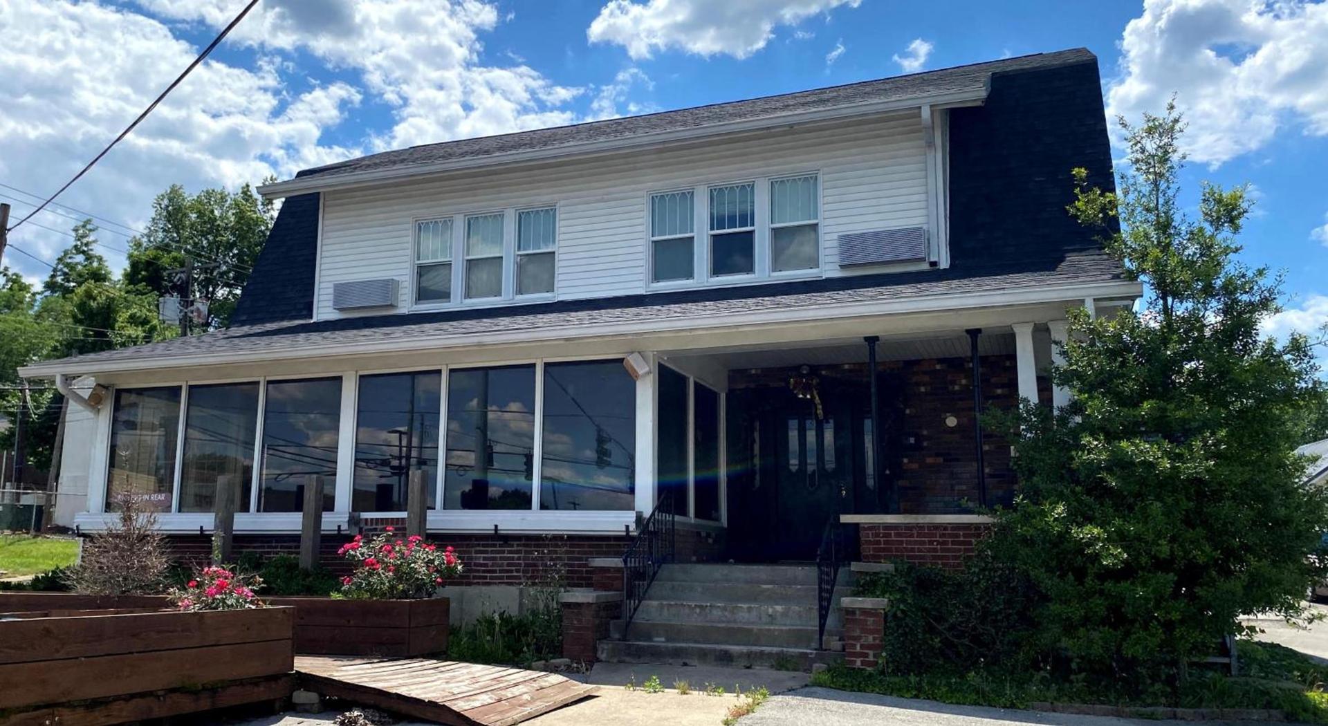 Twin Lakes Creamery, Grill & Inn photo 1