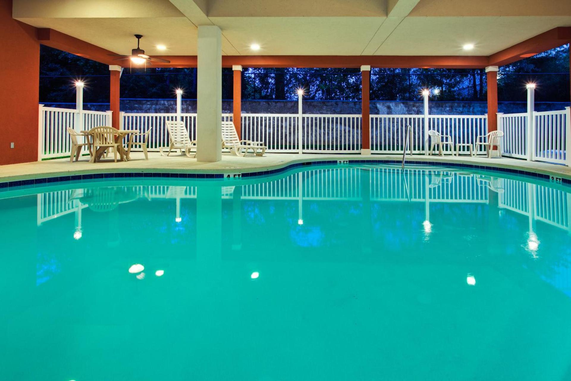 Country Inn & Suites by Radisson, Tallahassee-University Area, FL photo 20