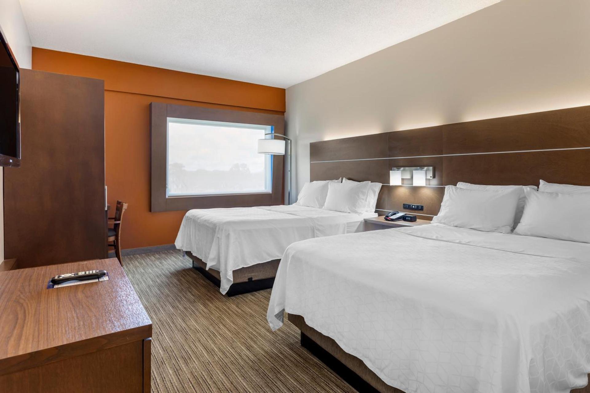 Holiday Inn Express Branson- Green Mountain Drive by IHG photo 26
