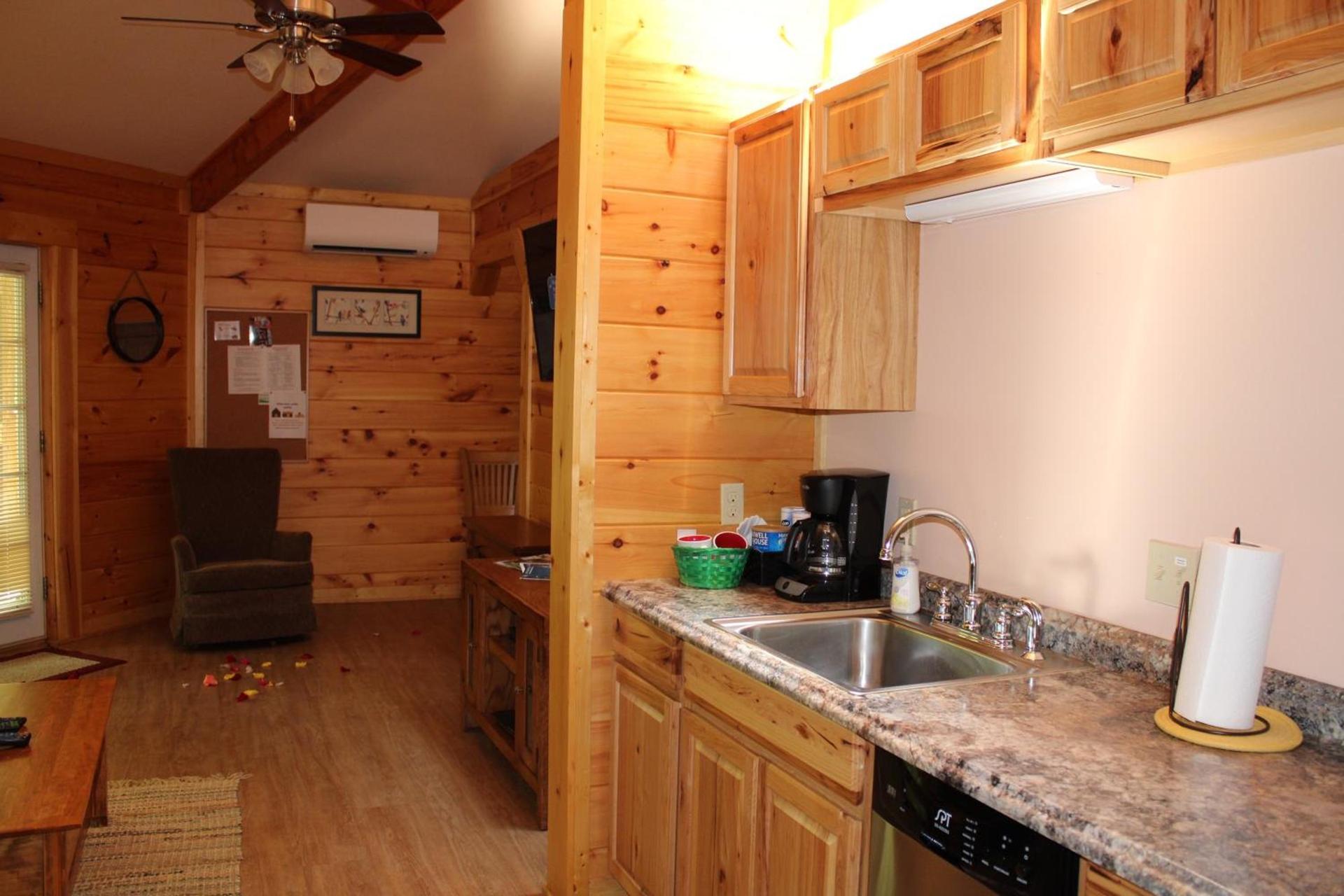 Country Road Cabins photo 42