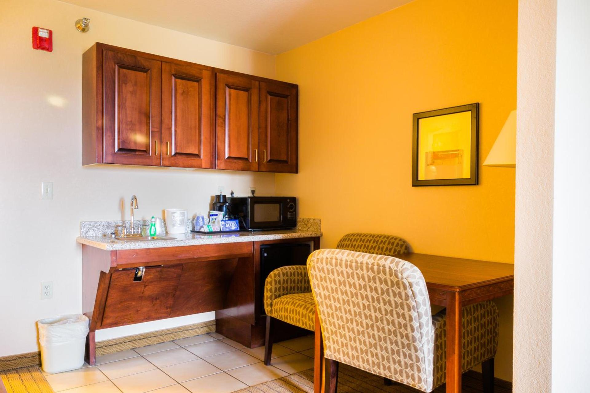 Holiday Inn Express Hotel & Suites Acme-Traverse City by IHG photo 21