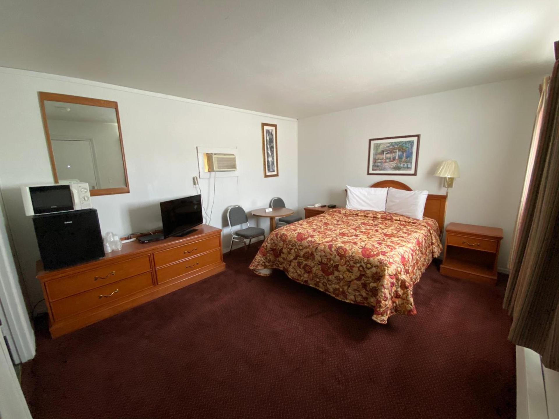 Fredonia Inn photo 2
