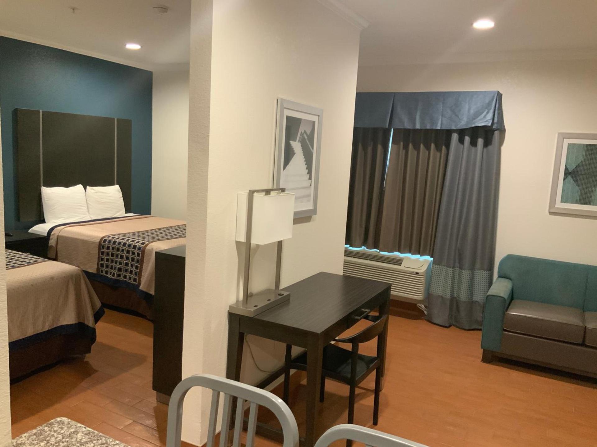Regency Inn & Suites- NW Houston photo 13
