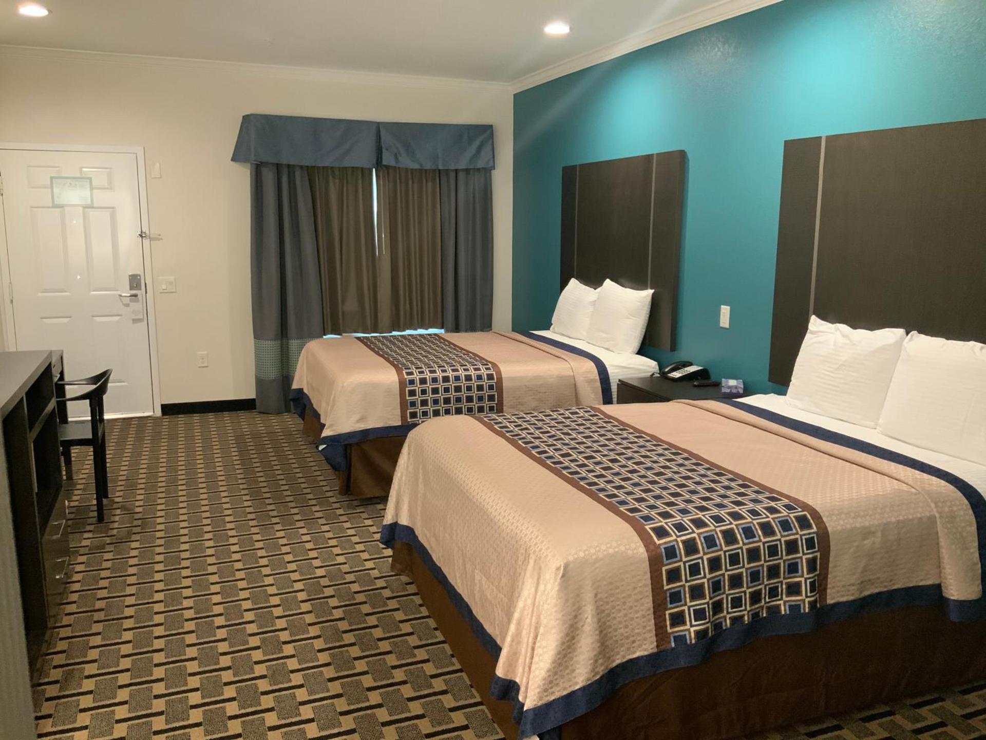 Regency Inn & Suites- NW Houston photo 11