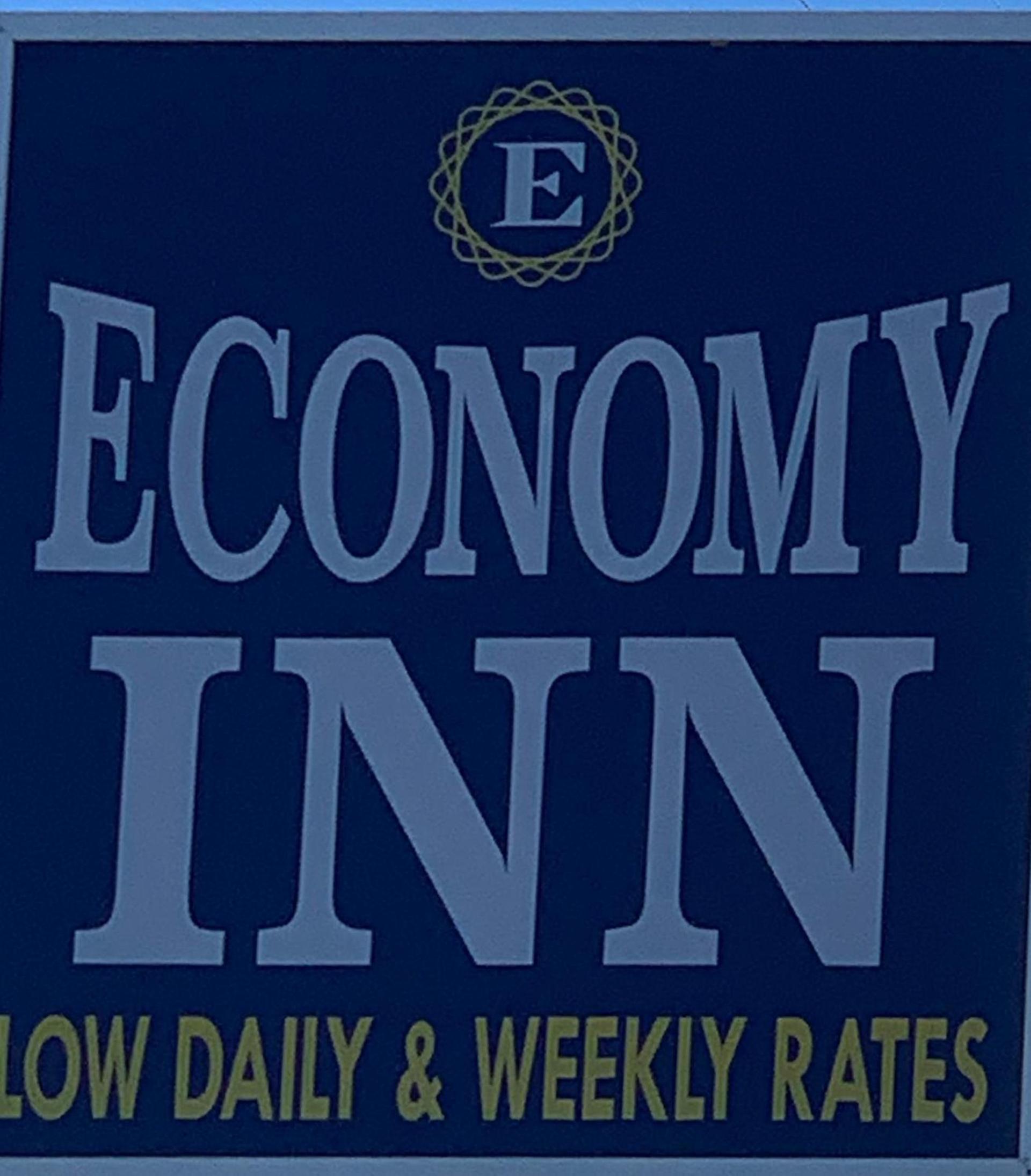 Economy inn photo 7
