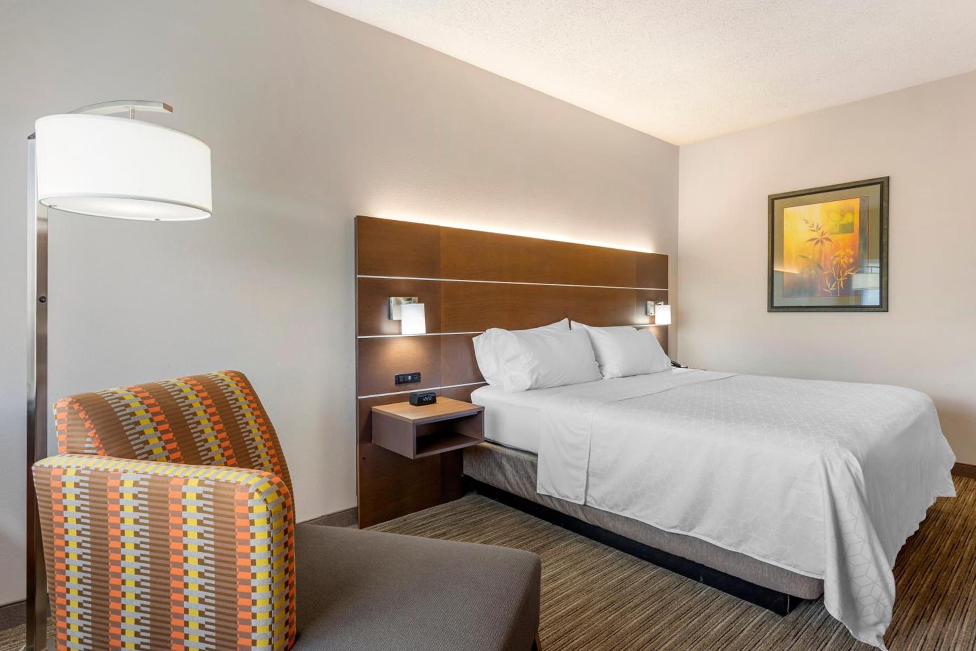 Holiday Inn Express Branson- Green Mountain Drive by IHG photo 41