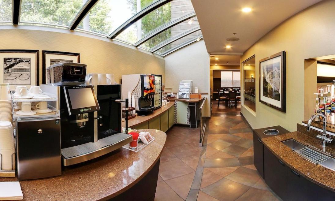 Hotel Strata photo 4