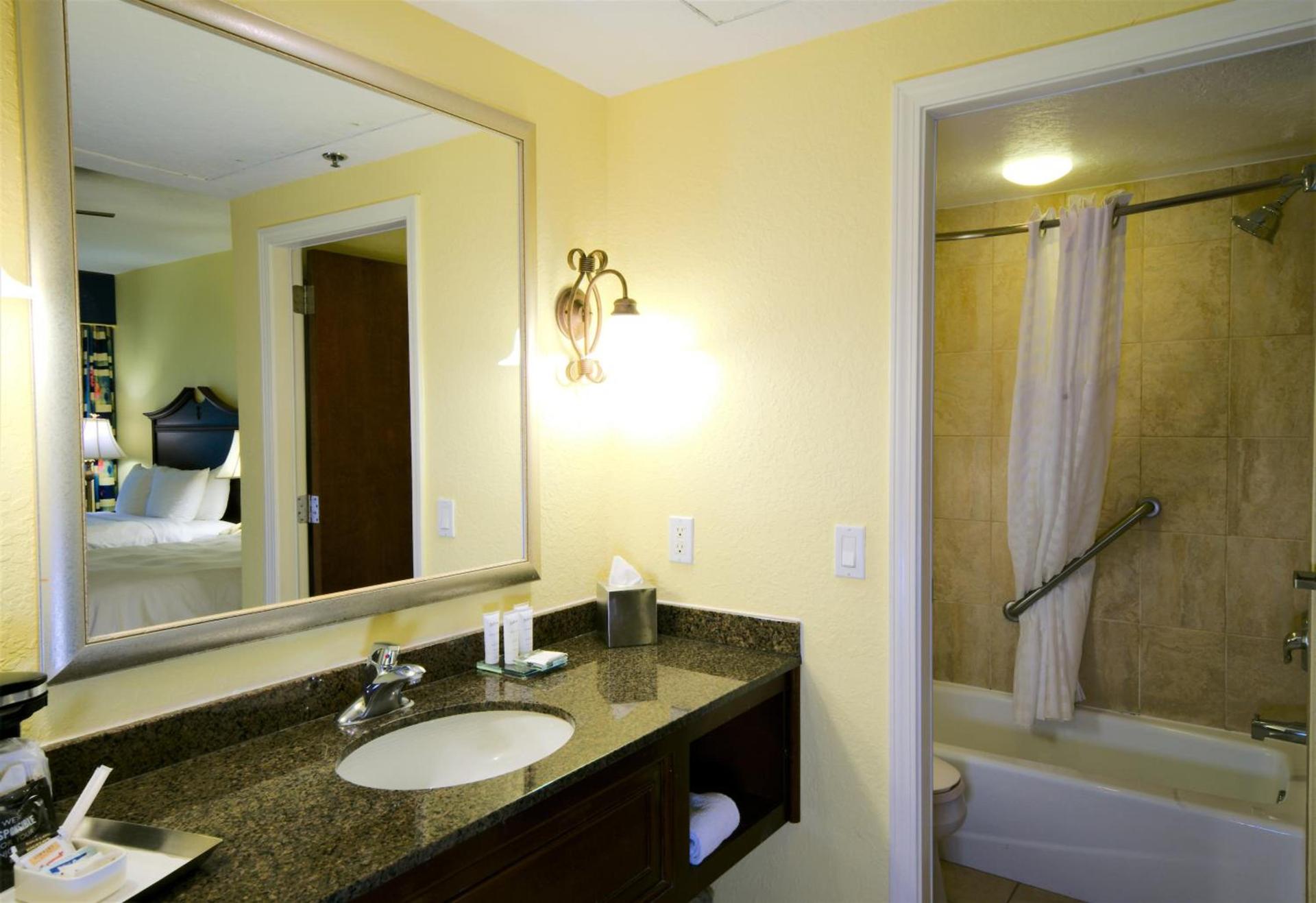 Radisson Resort at the Port photo 41