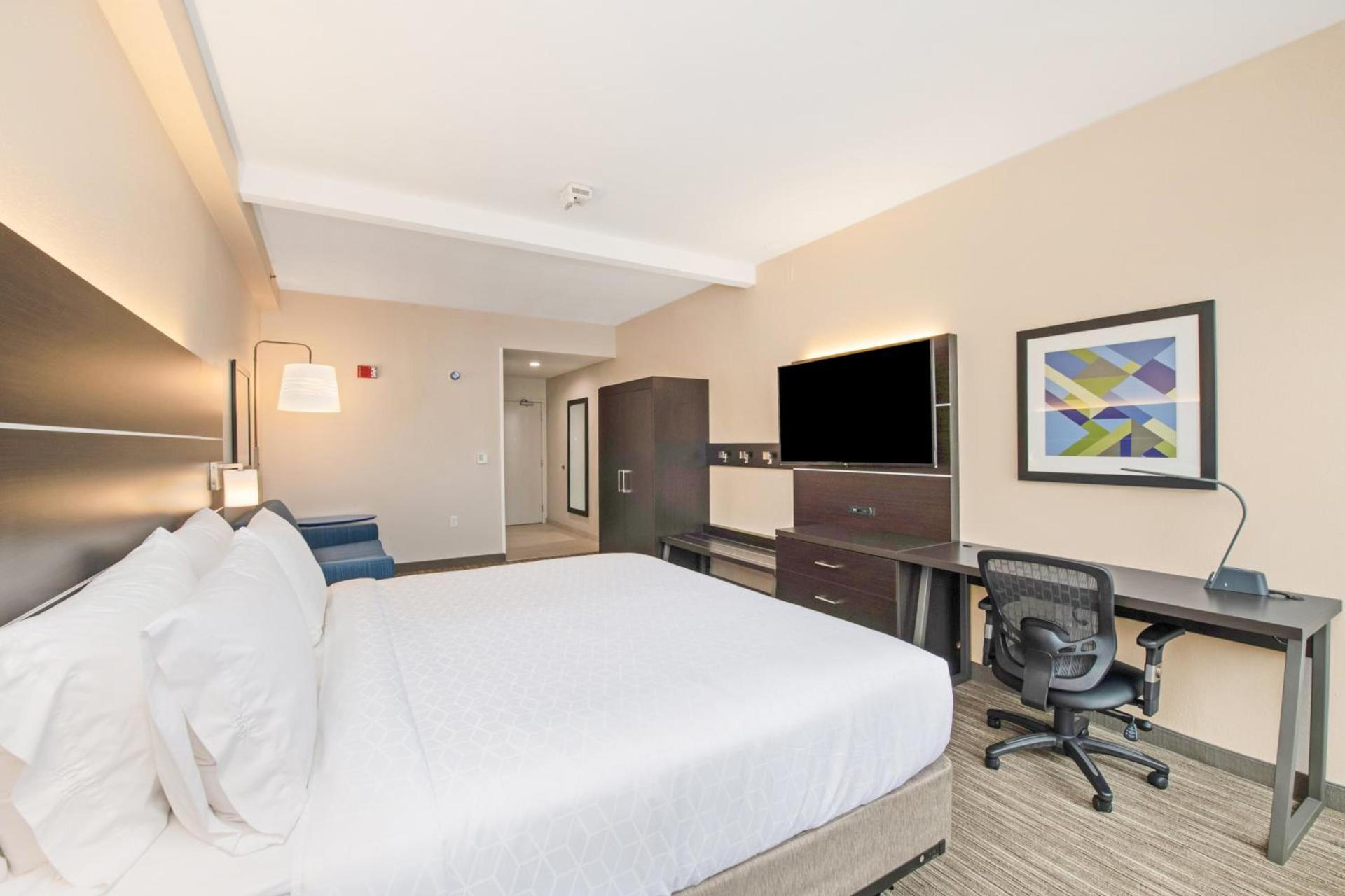 Holiday Inn Express - Delafield by IHG photo 27