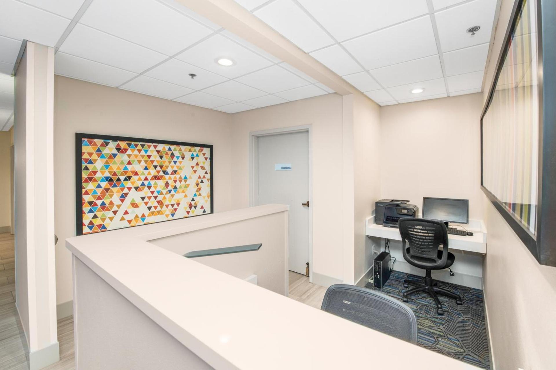 Holiday Inn Express - Delafield by IHG photo 13