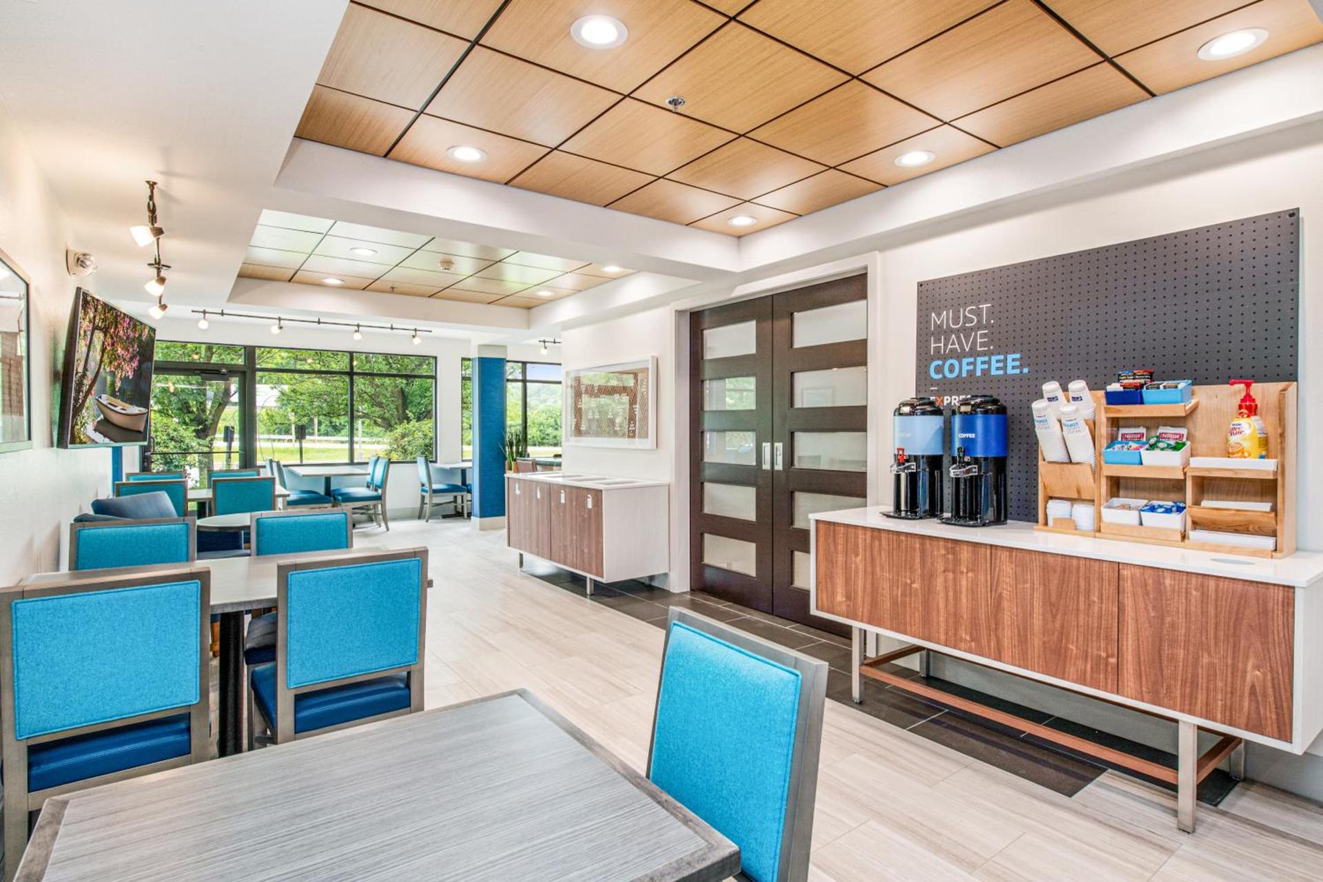 Holiday Inn Express - Delafield by IHG photo 15