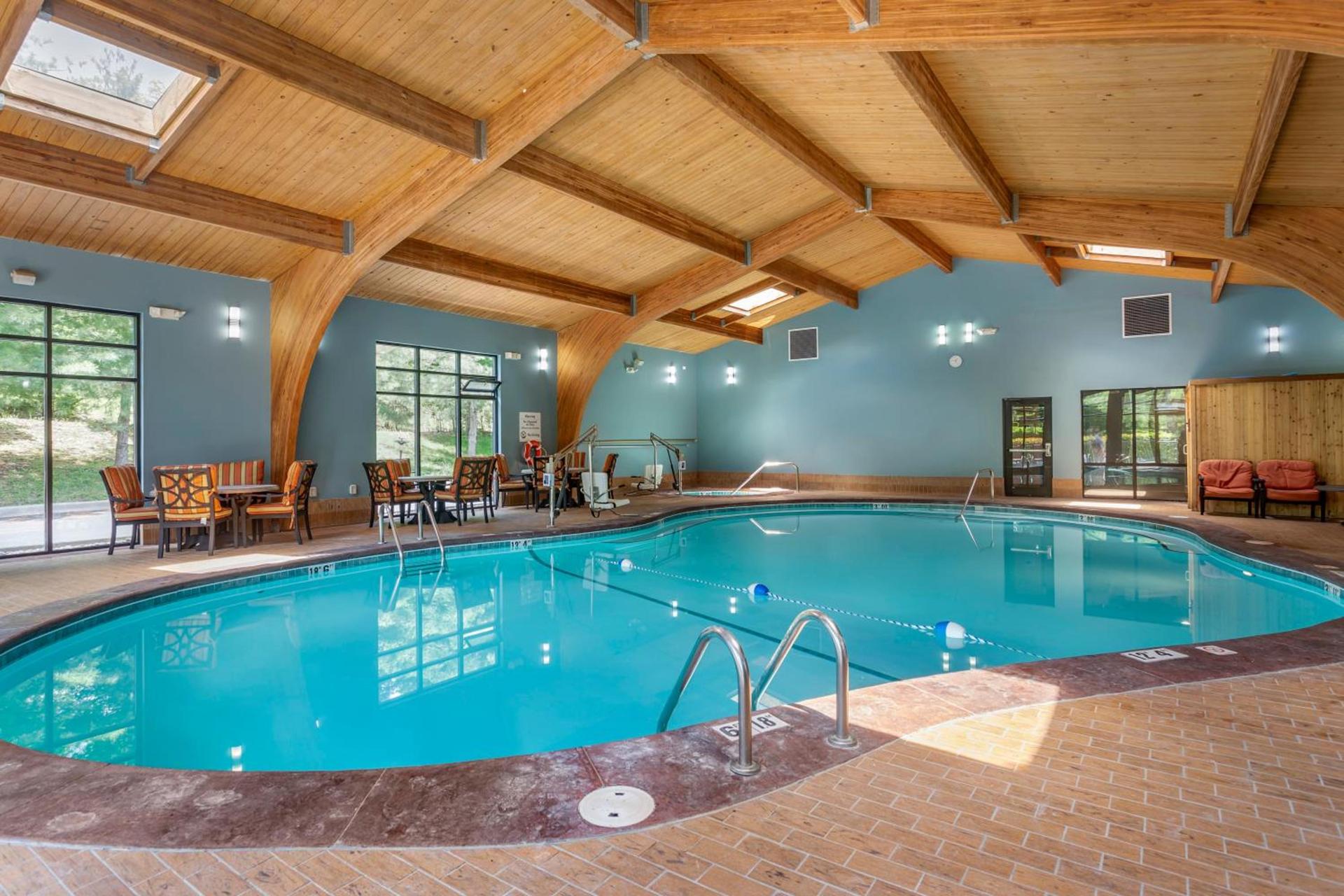 Holiday Inn Express Branson- Green Mountain Drive by IHG photo 28
