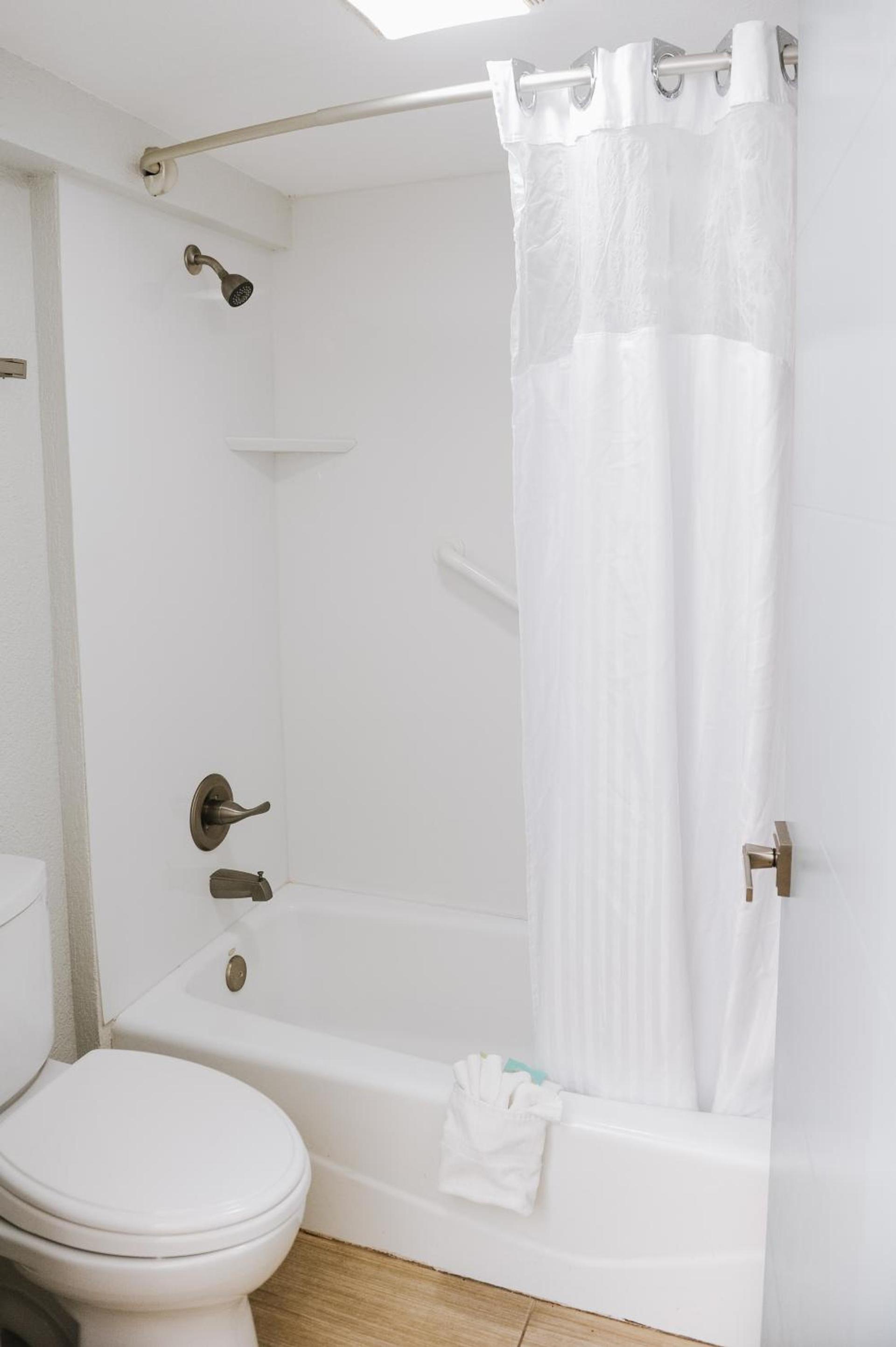 Regency Inn & Suites - Saint Augustine photo 7