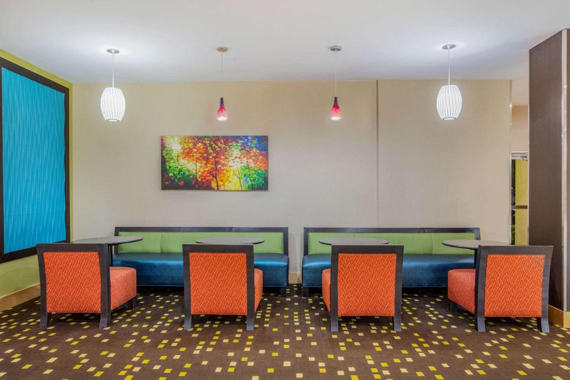 Spark by Hilton Little Rock West photo 26