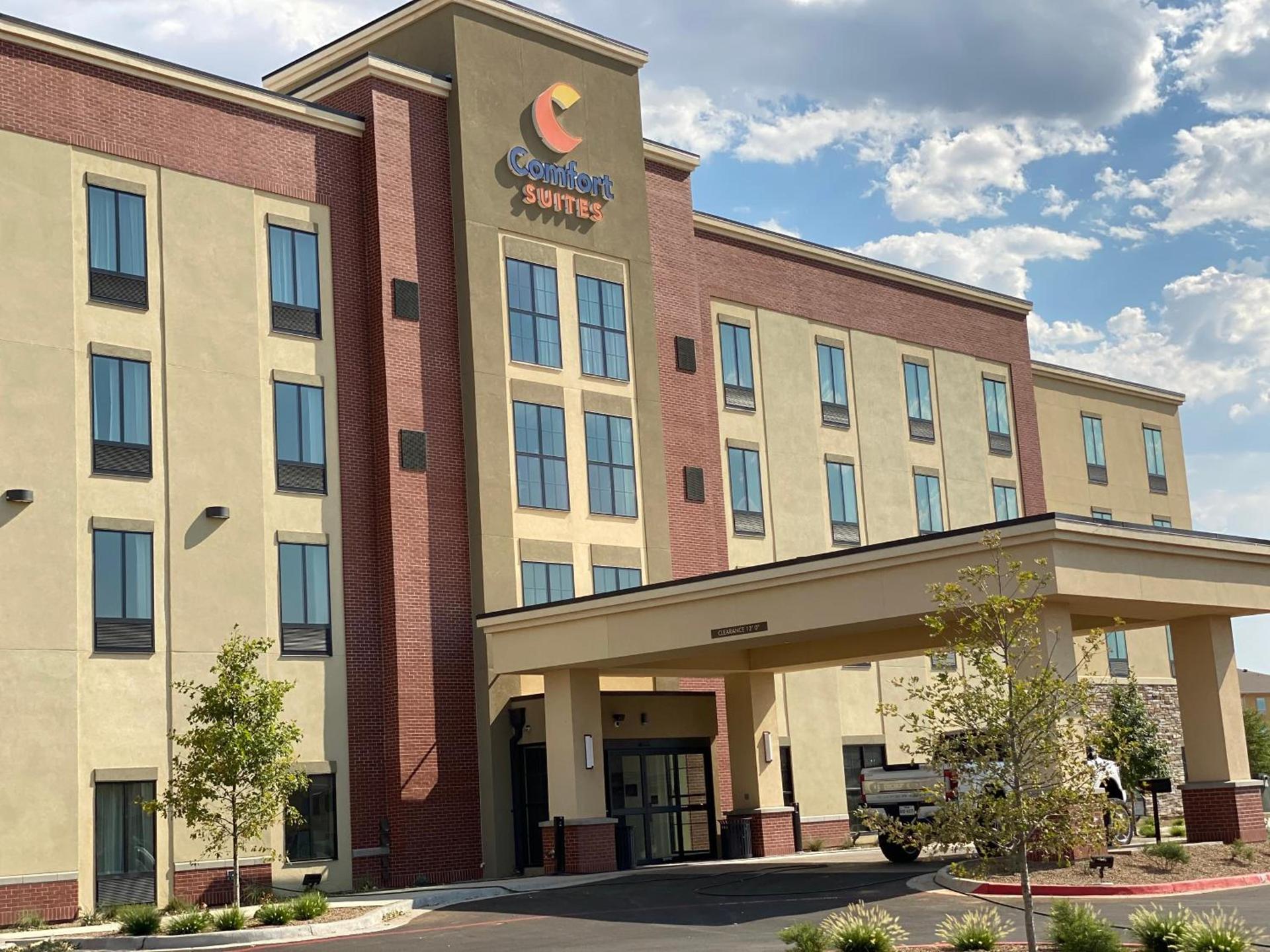 Comfort Suites Midland West photo 3