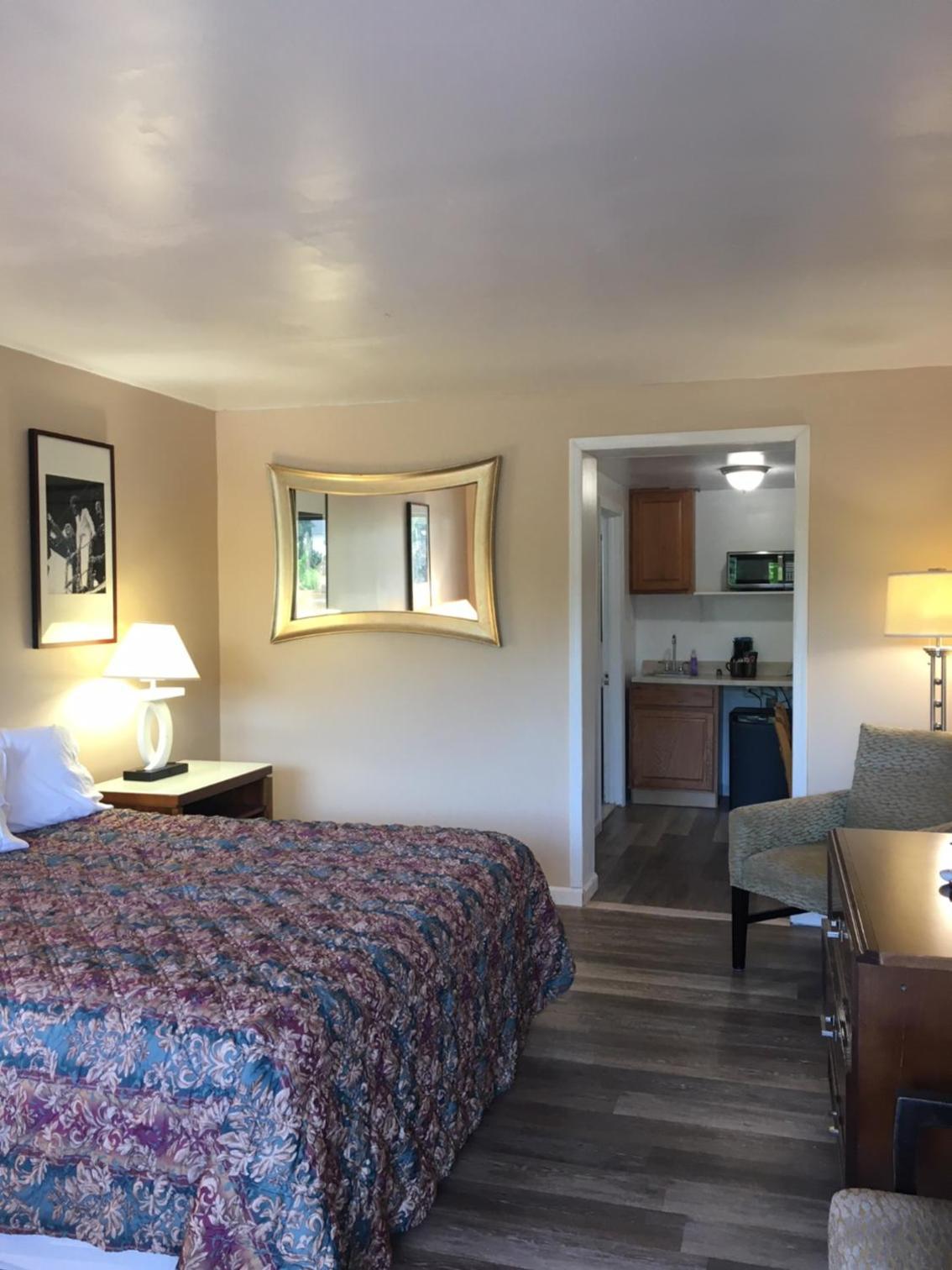 ANS INN & SUITES photo 39