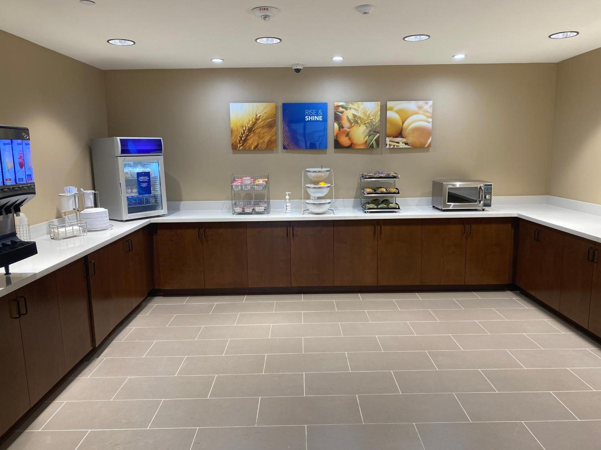 Comfort Suites Midland West photo 9