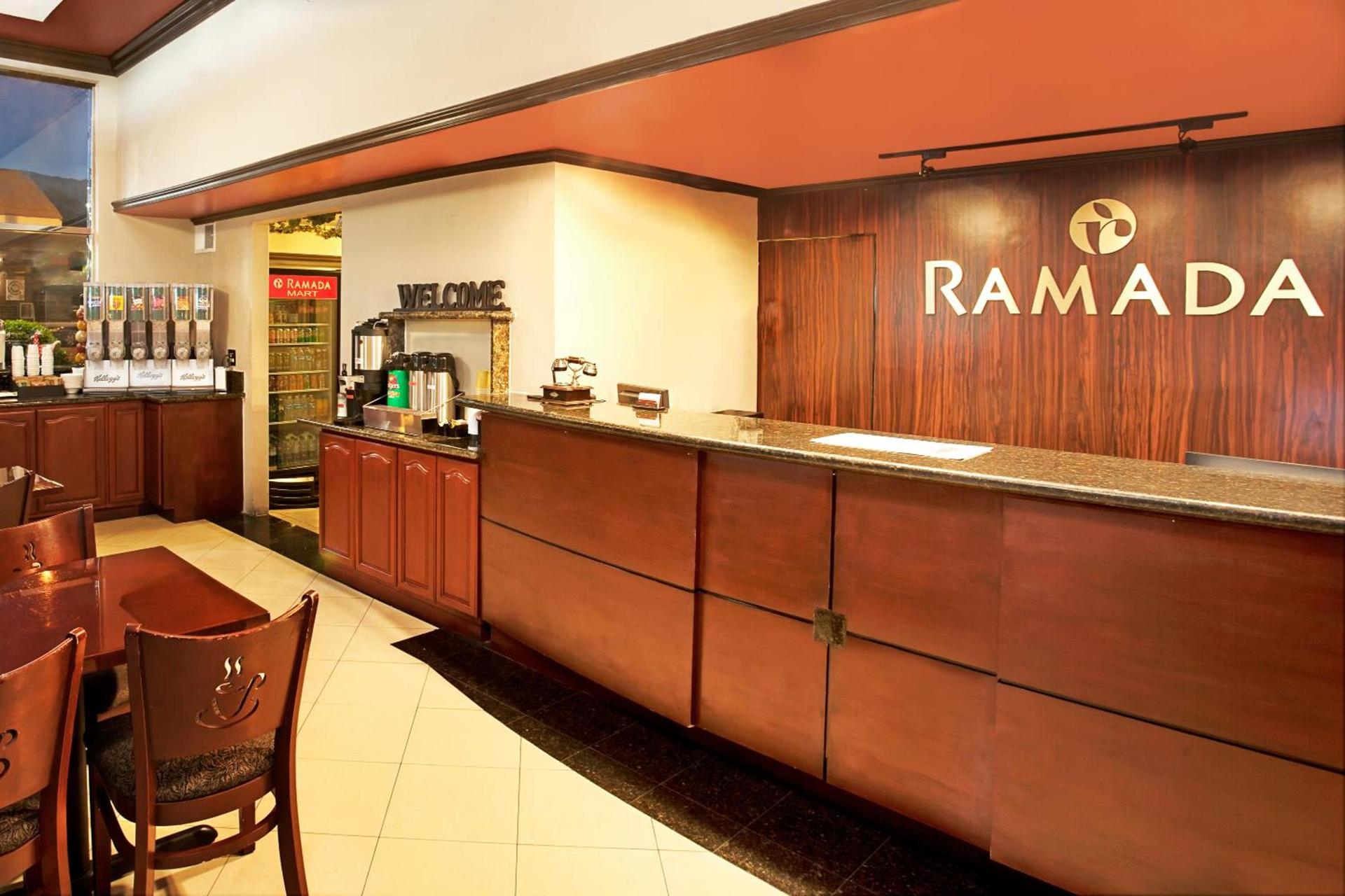 Ramada by Wyndham Pasadena photo 9