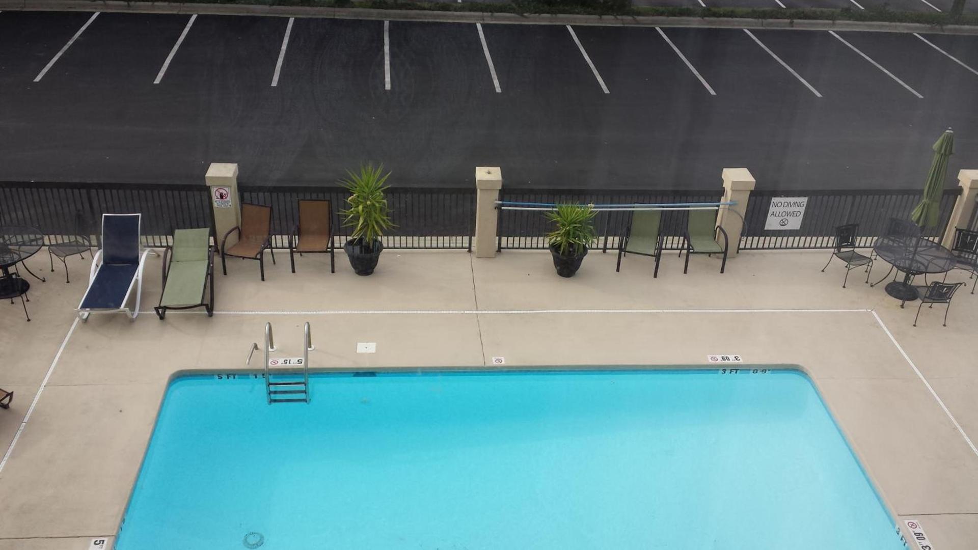 Holiday Inn Express & Suites - Morehead City by IHG photo 14