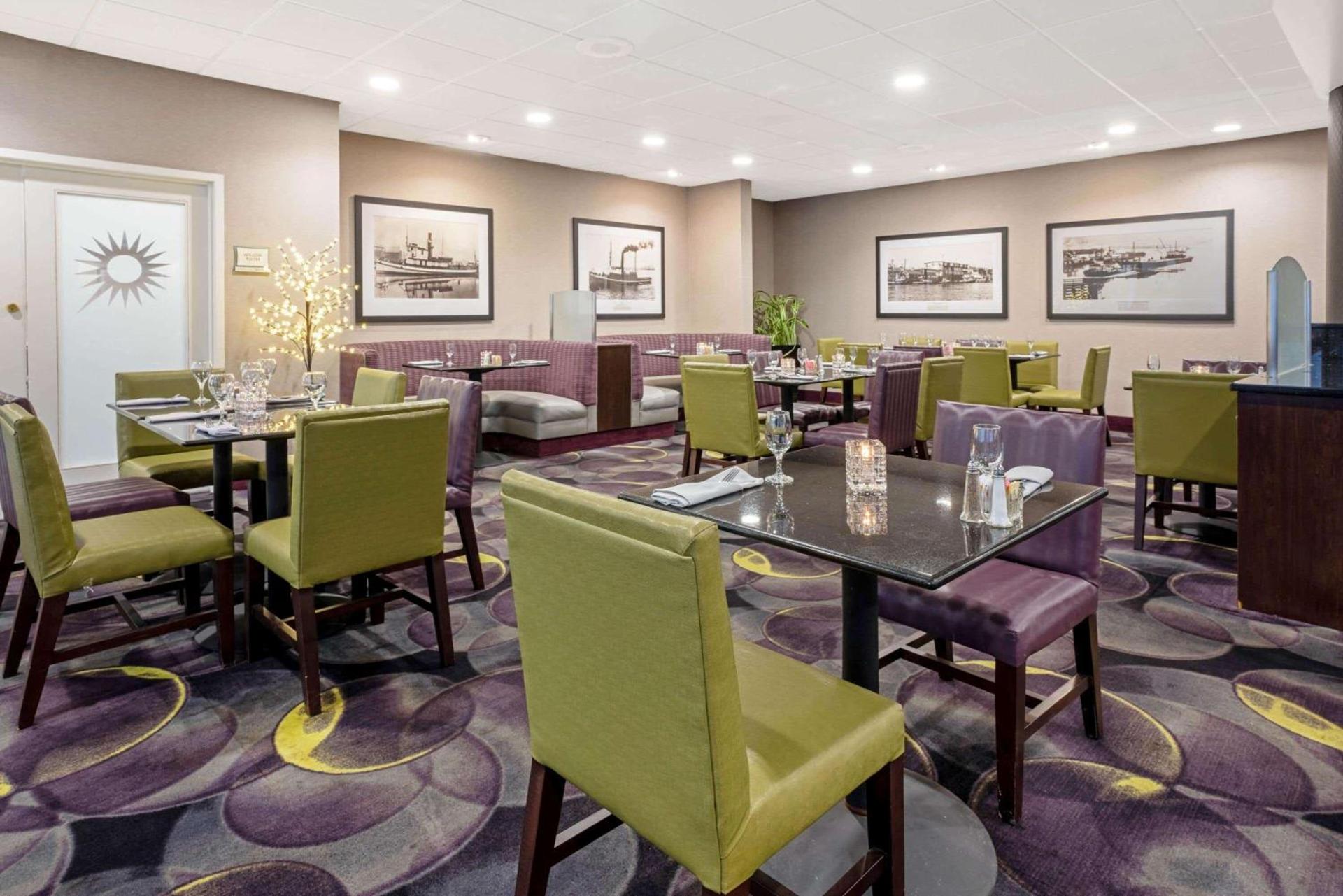 La Quinta by Wyndham Tacoma - Seattle photo 28