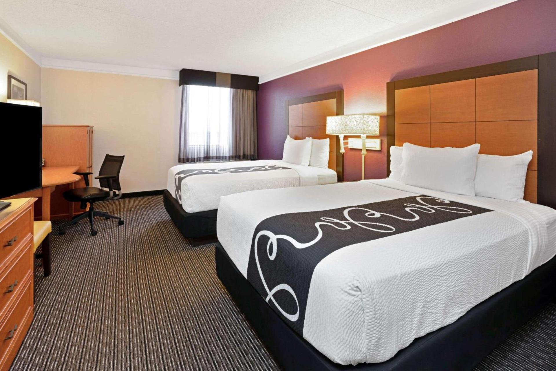 La Quinta by Wyndham Tacoma - Seattle photo 13