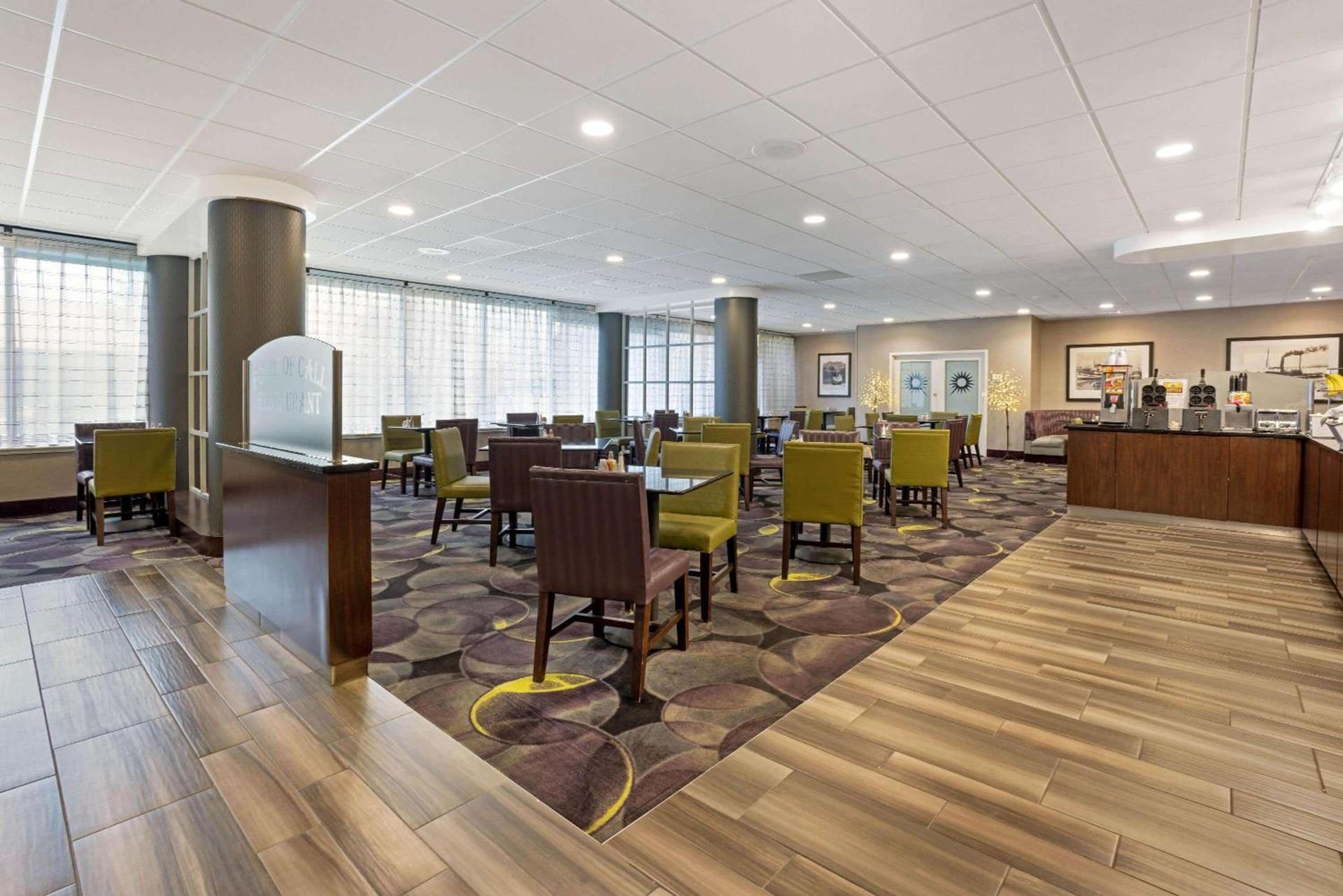 La Quinta by Wyndham Tacoma - Seattle photo 21