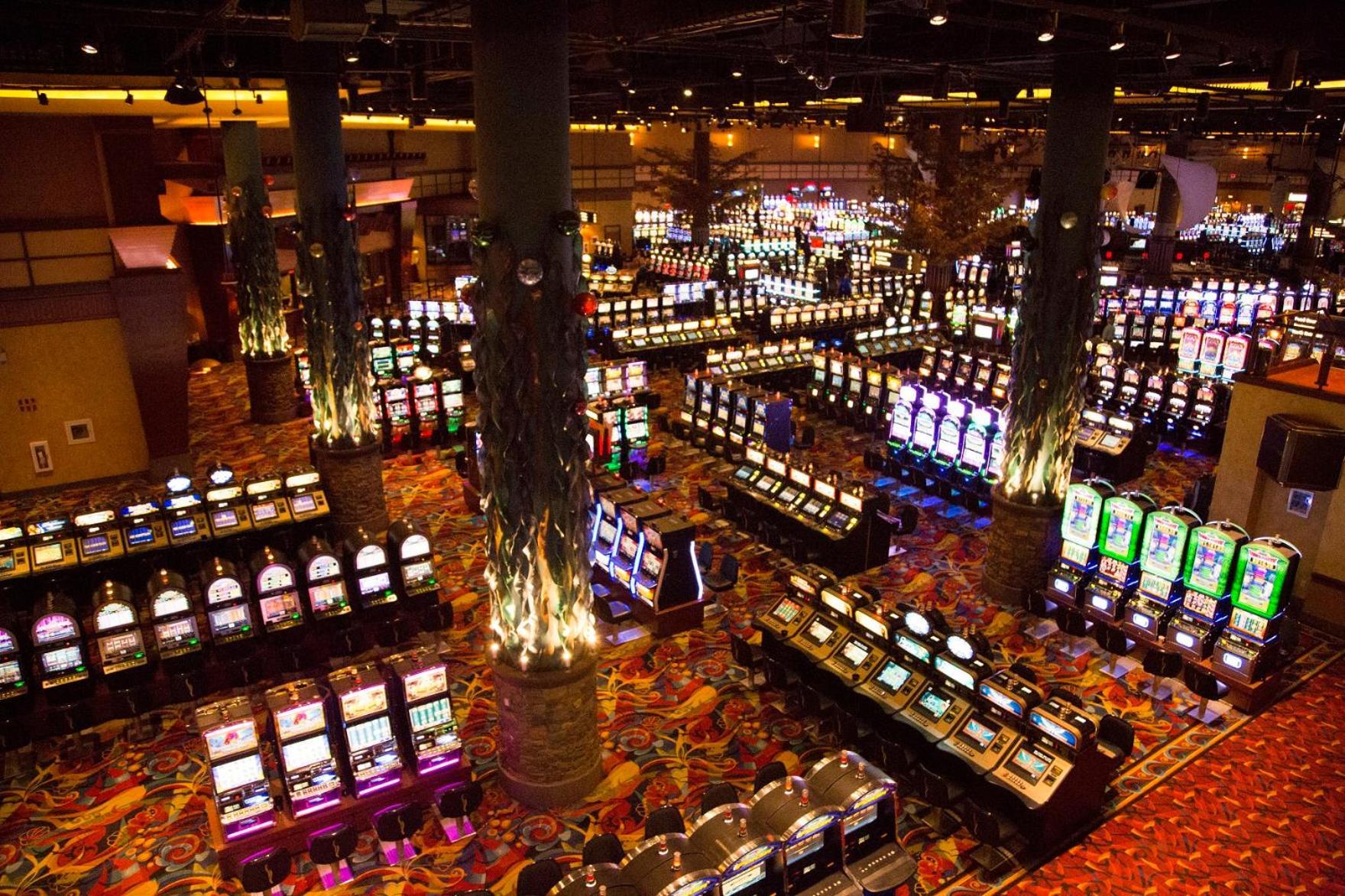 Bally's Twin River Lincoln Casino & Hotel photo 15