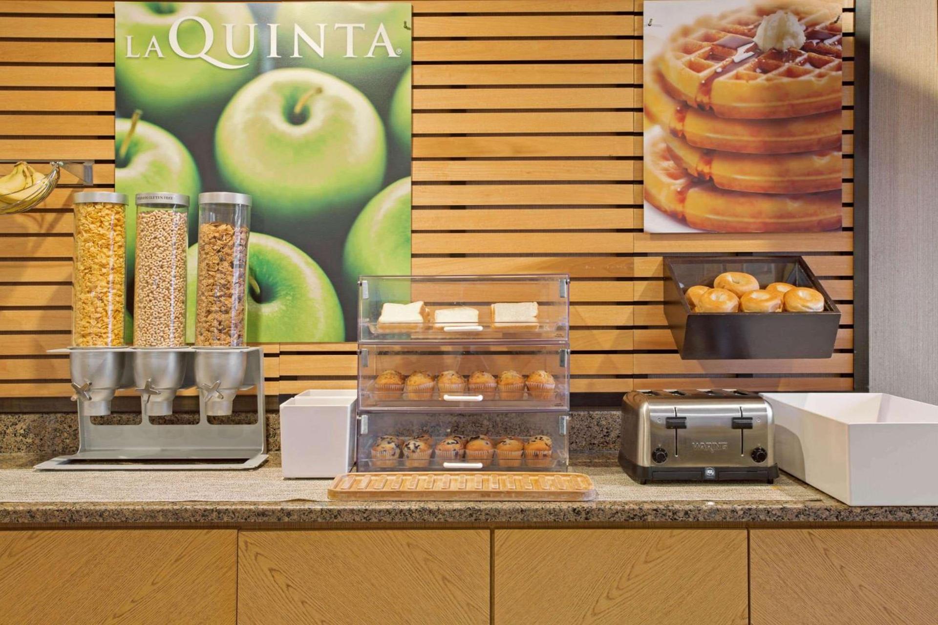 La Quinta Inn by Wyndham Auburn Worcester photo 23