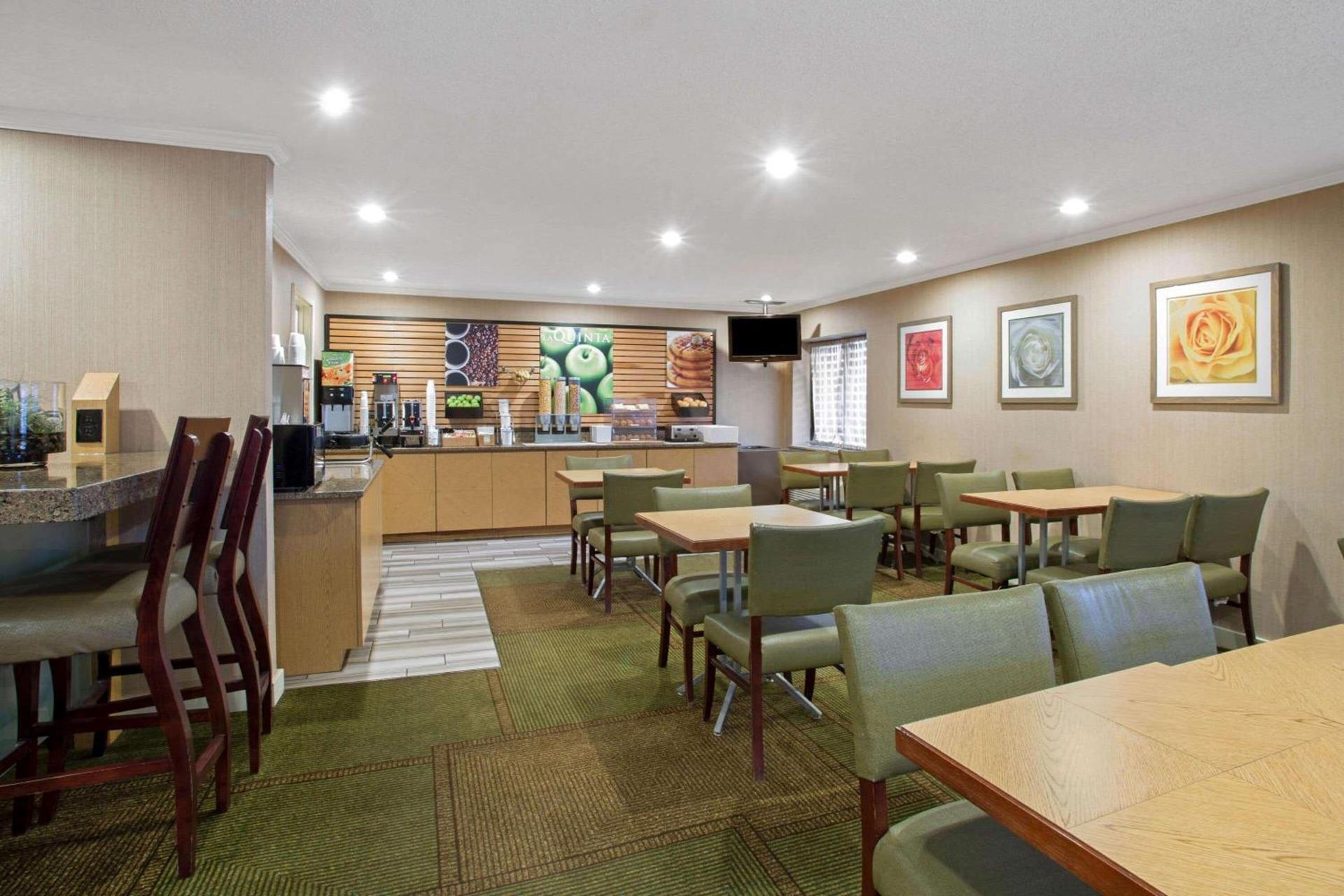 La Quinta Inn by Wyndham Auburn Worcester photo 24