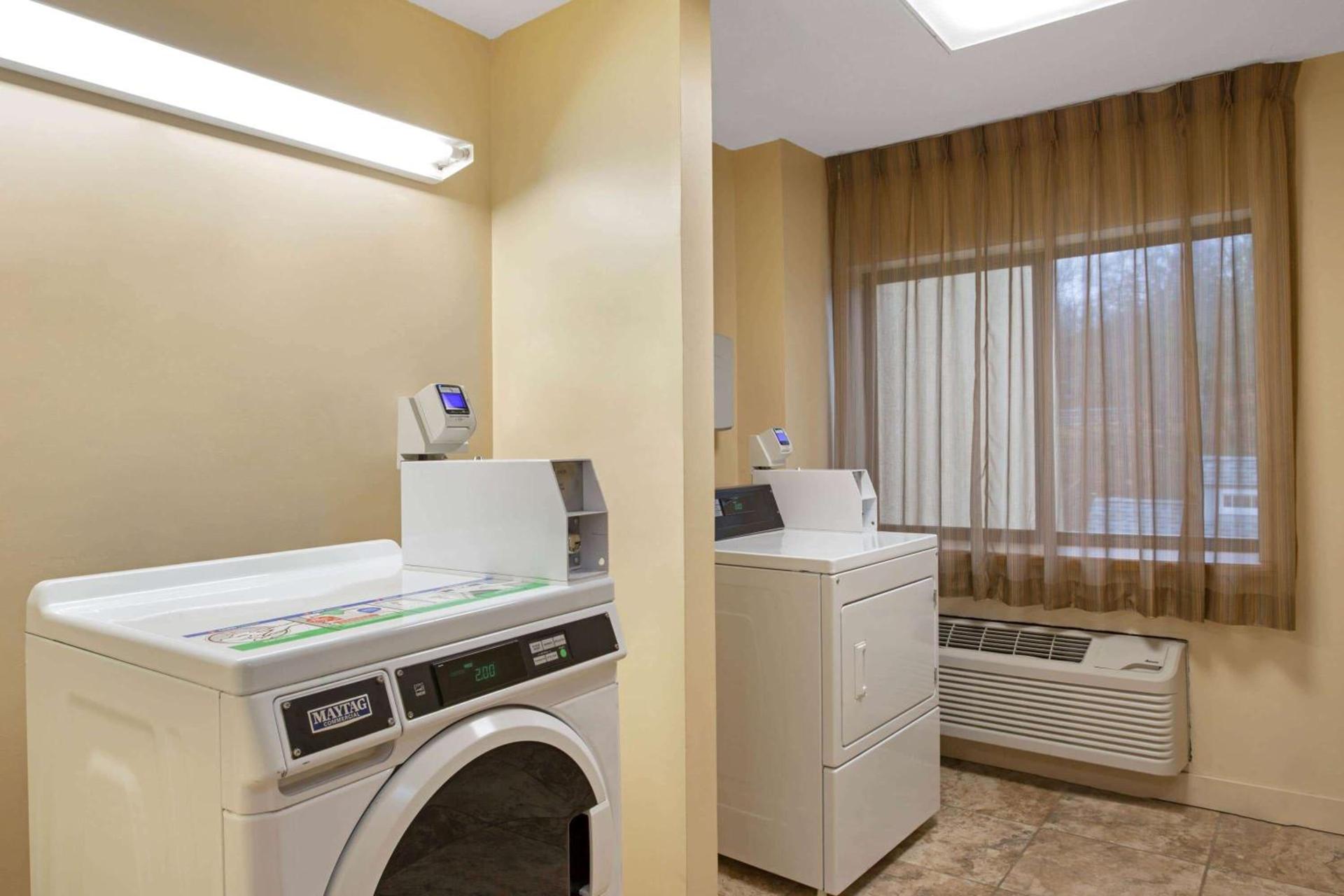 La Quinta Inn by Wyndham Auburn Worcester photo 26