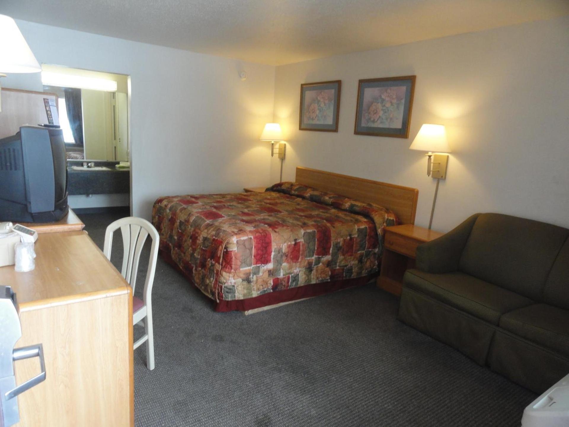 Grand Rapids Inn photo 5