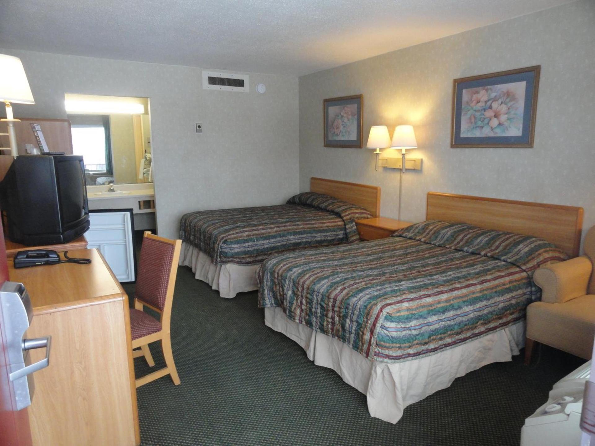 Grand Rapids Inn photo 19