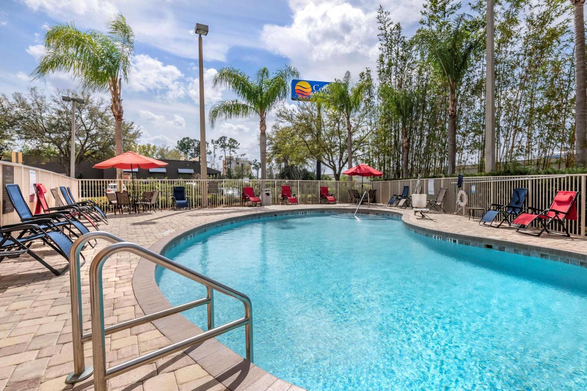 Comfort Inn & Suites Orlando North photo 43