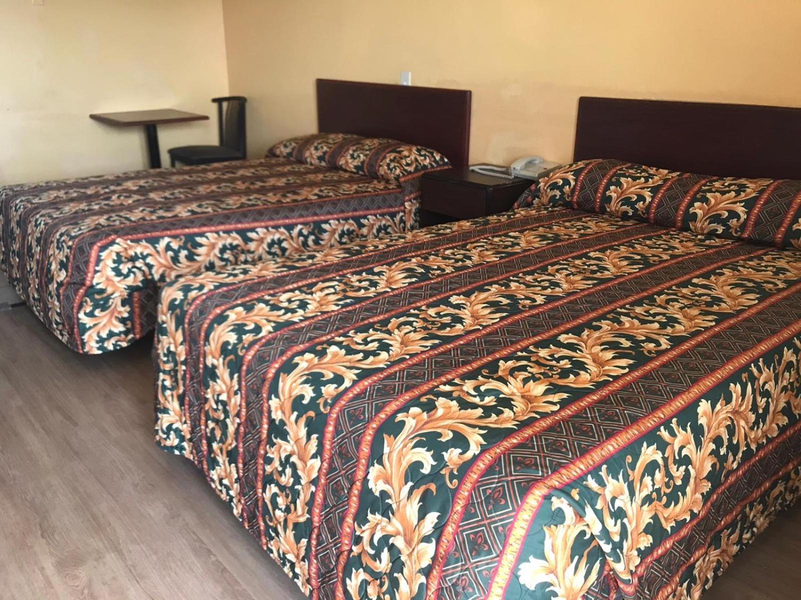Lone Star Inn photo 7