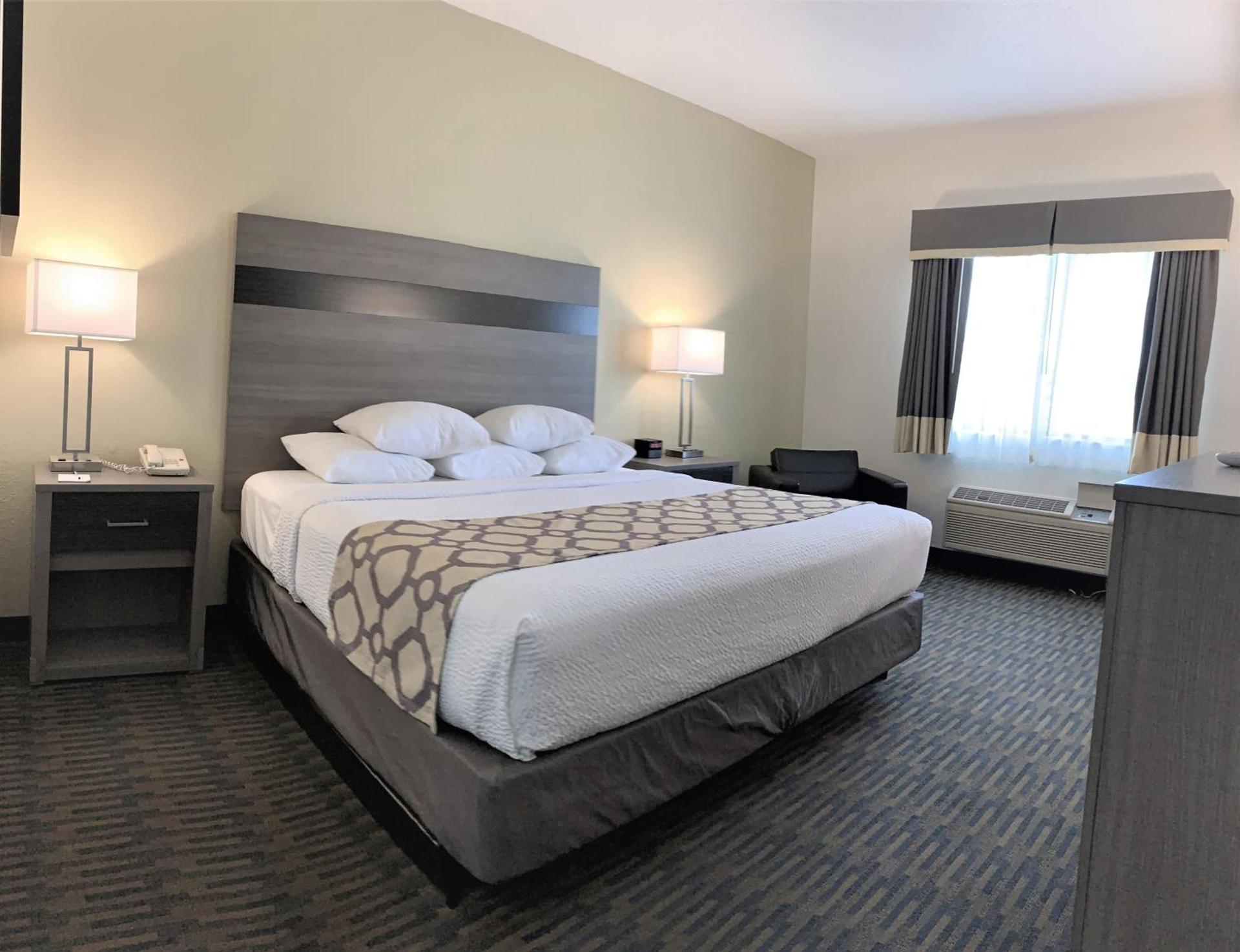 Baymont by Wyndham Paw Paw photo 15