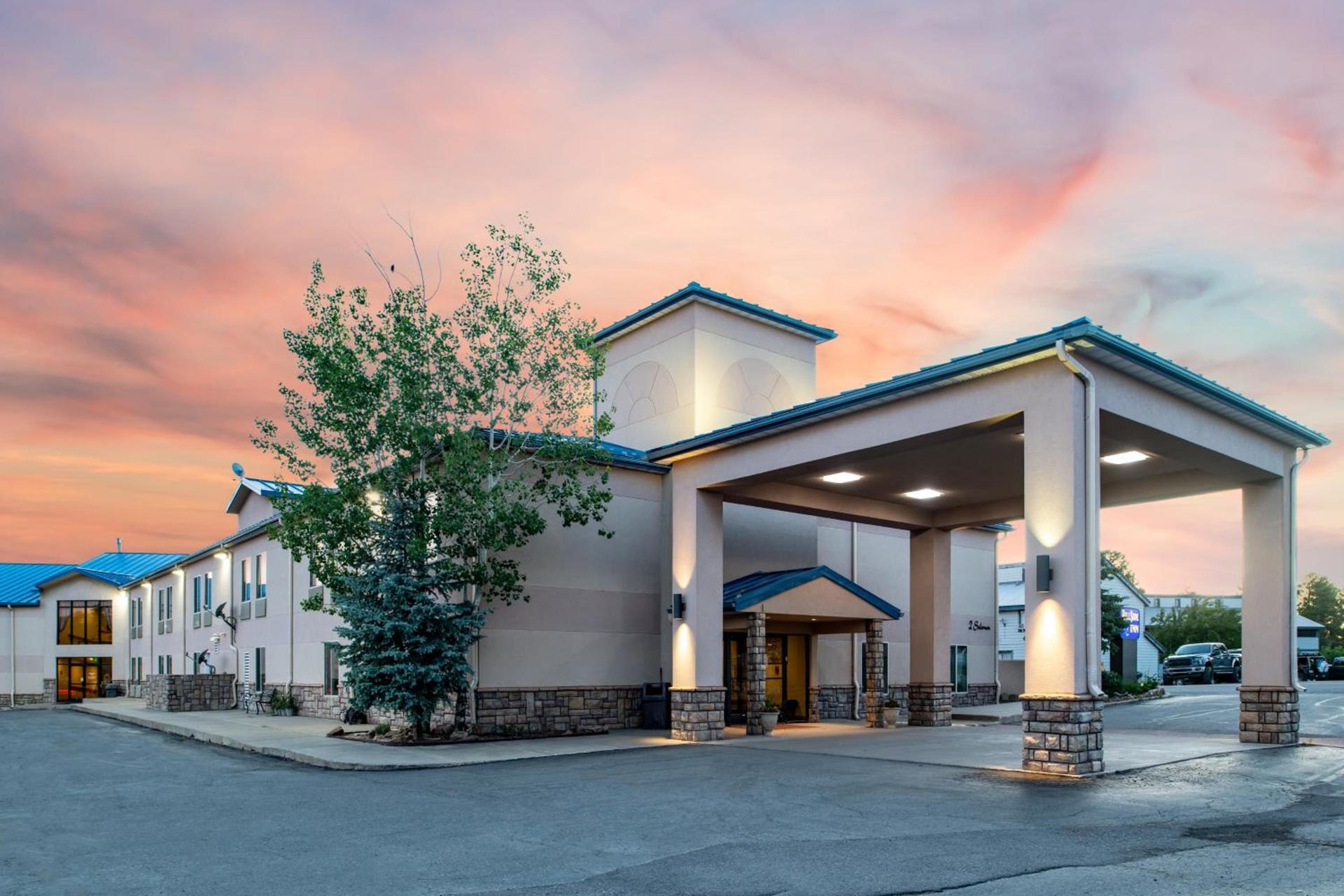 Hillside Inn Pagosa photo 2