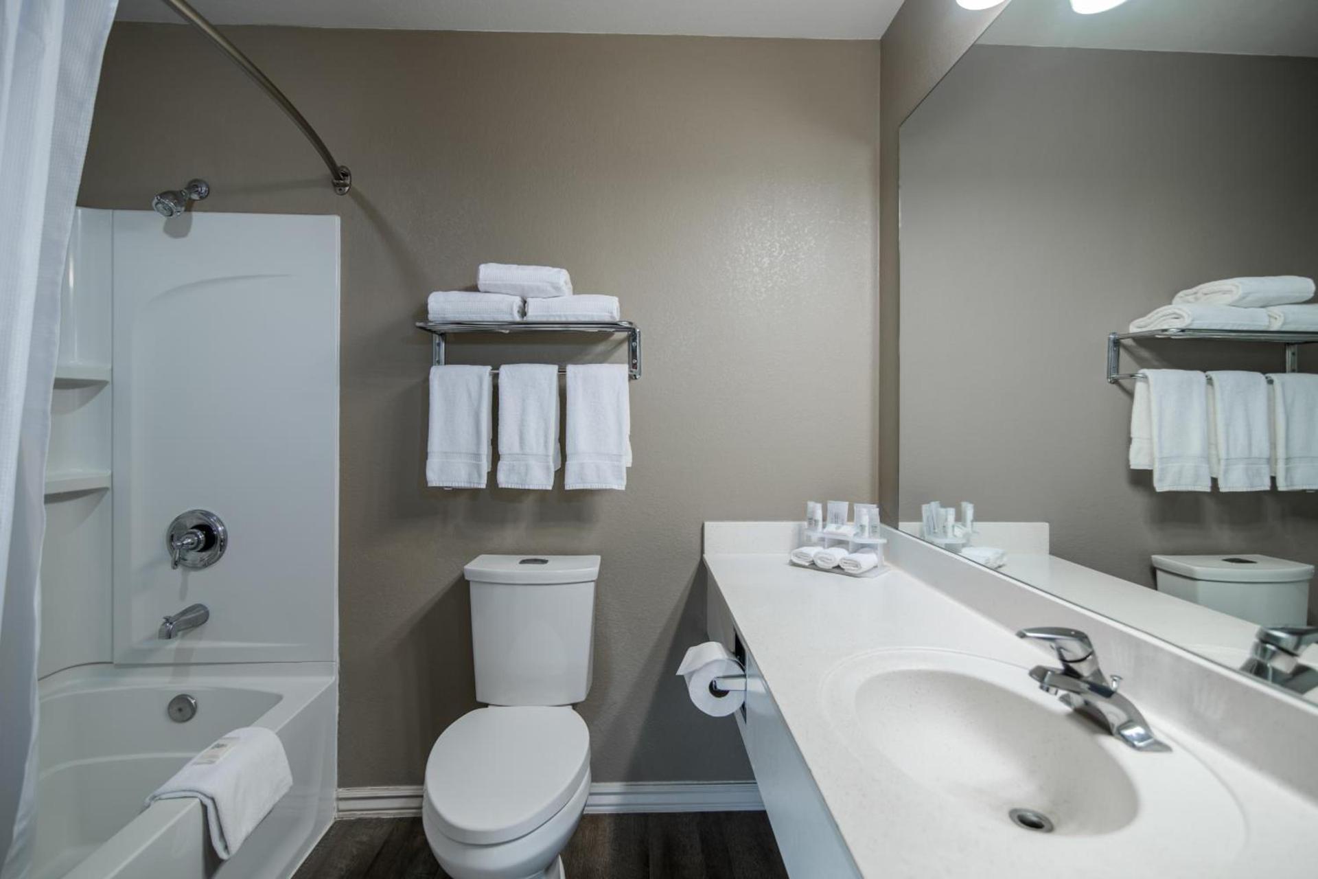 Hillside Inn Pagosa photo 15