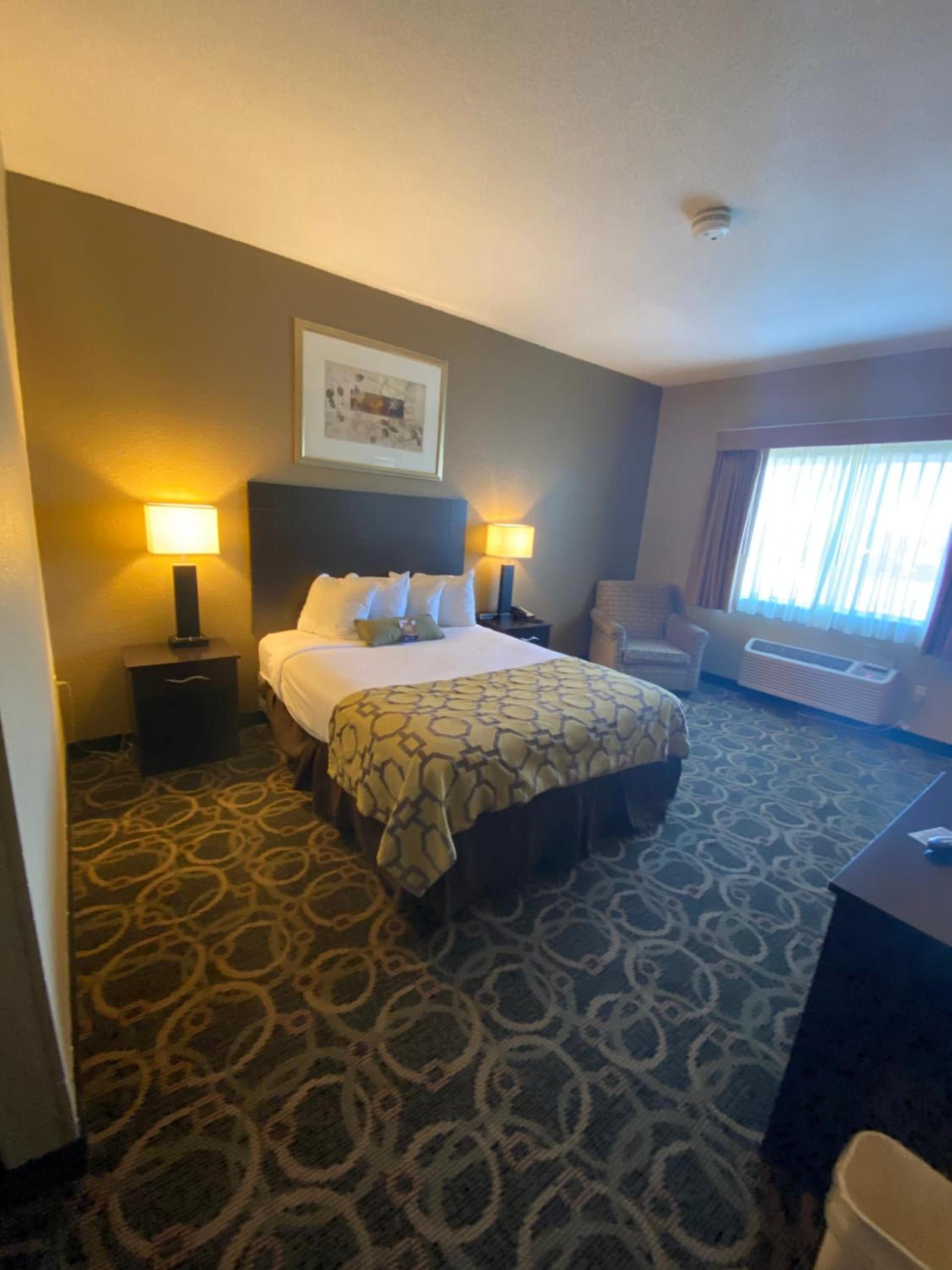 Baymont by Wyndham Casper East photo 23