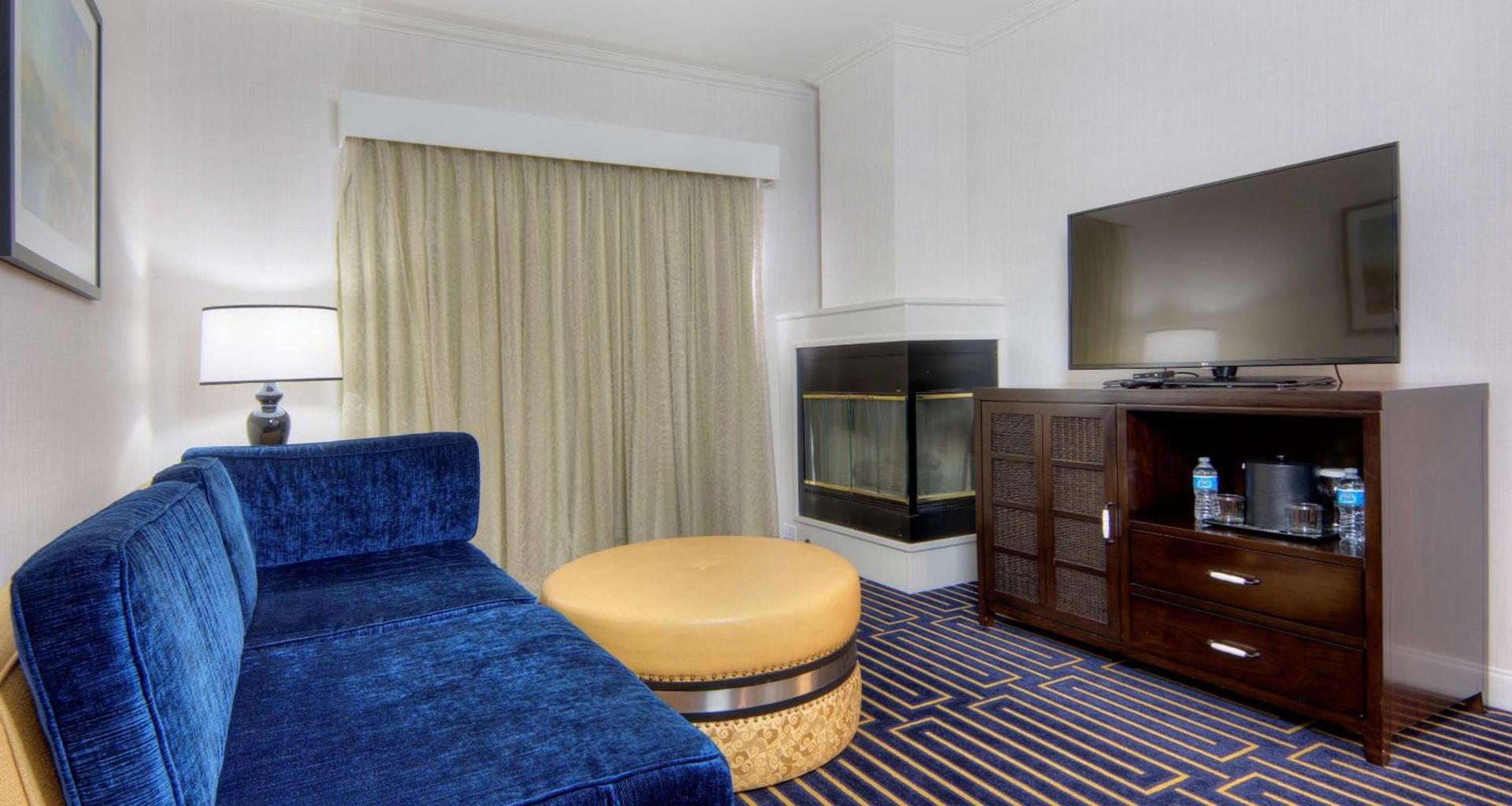 Best Western Plus Palm Court Hotel photo 30