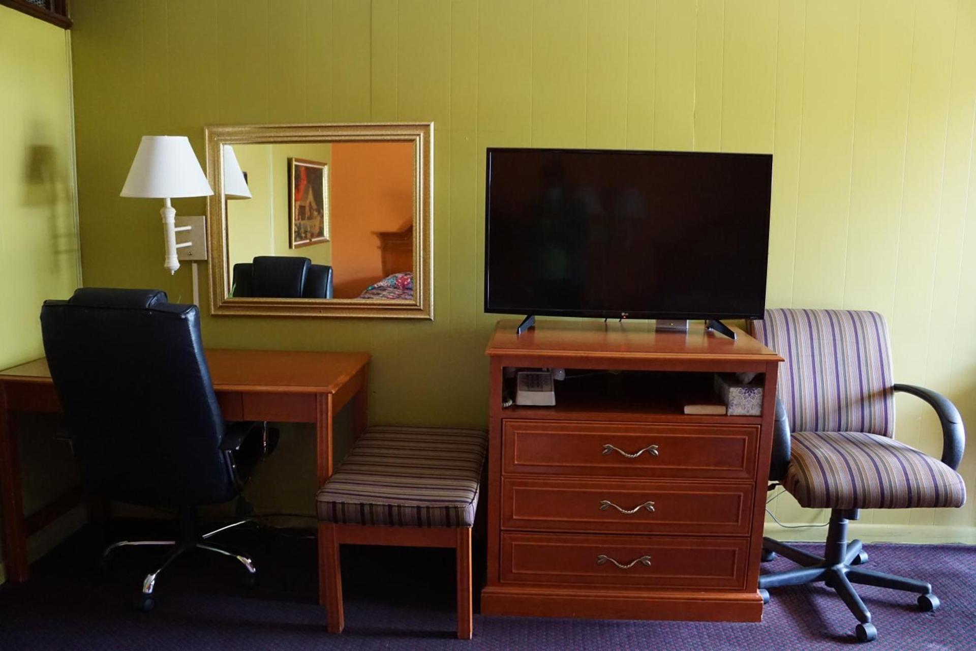 Lincoln Motel photo 7