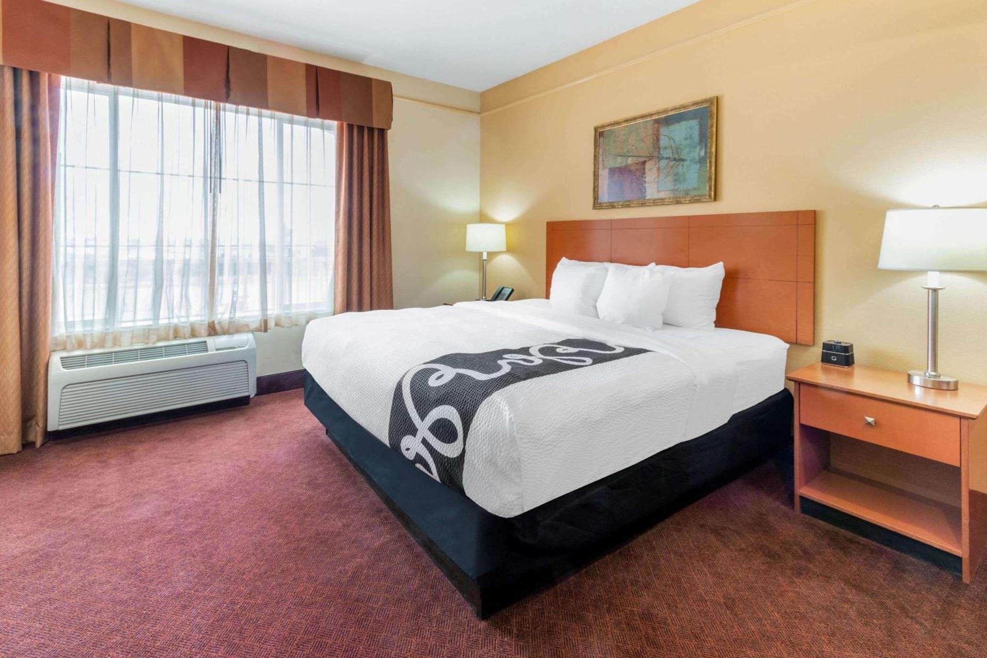 La Quinta by Wyndham Hobbs photo 22