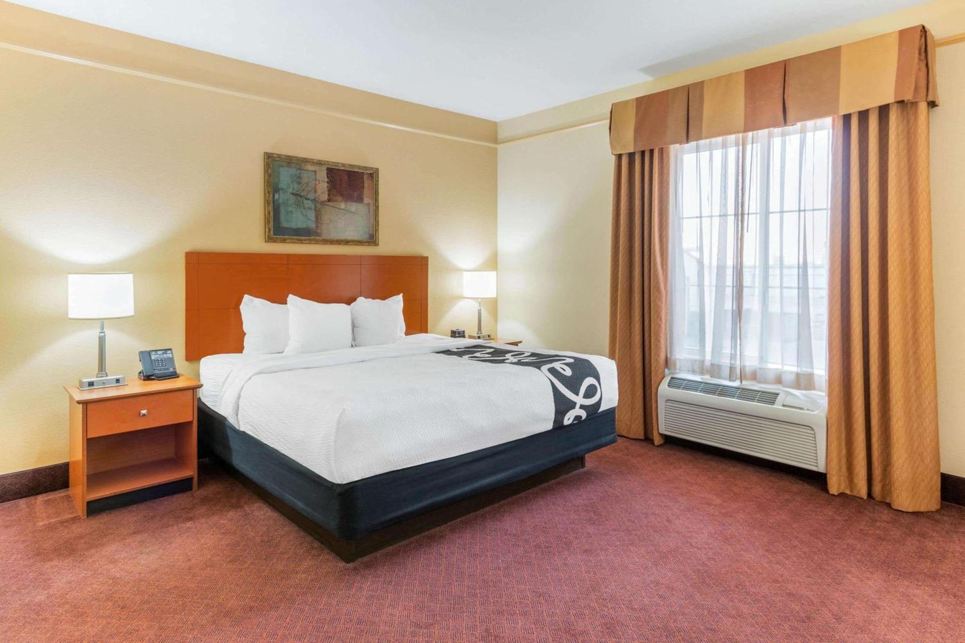 La Quinta by Wyndham Hobbs photo 27