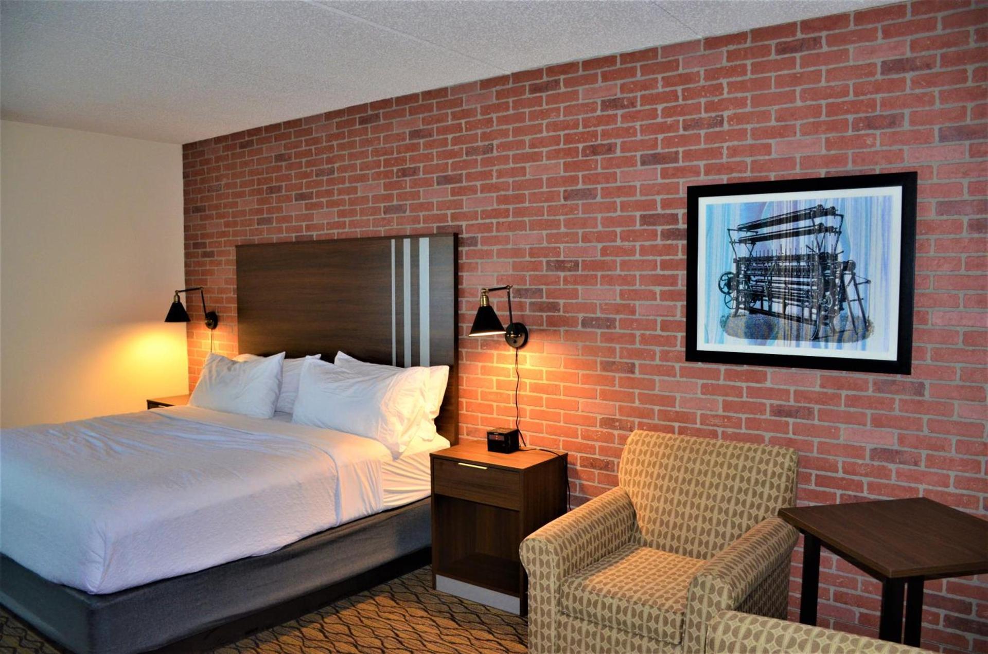 Burrstone Inn, an Ascend Collection Hotel photo 40