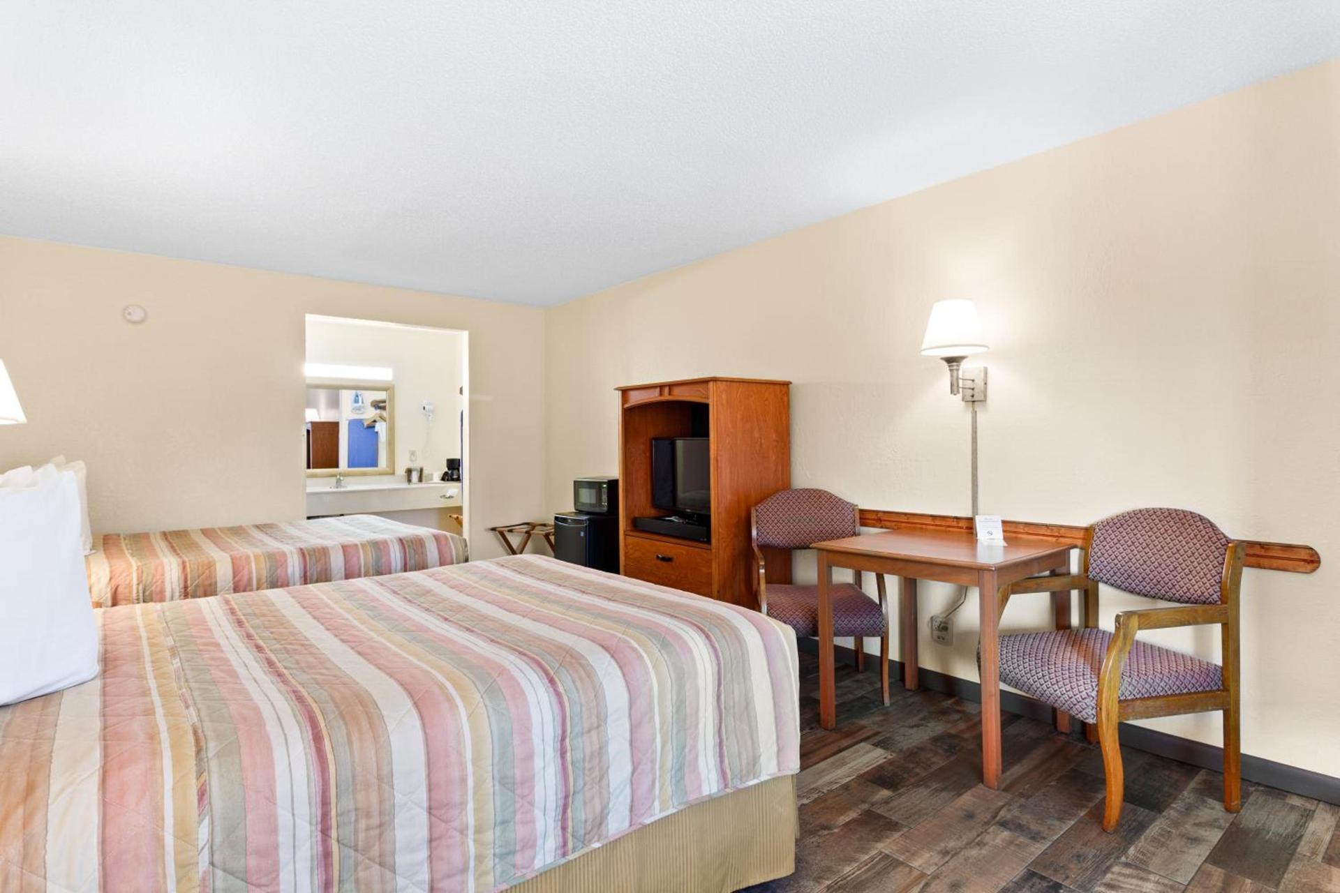 Americas Best Value Inn Ocean Inn photo 5