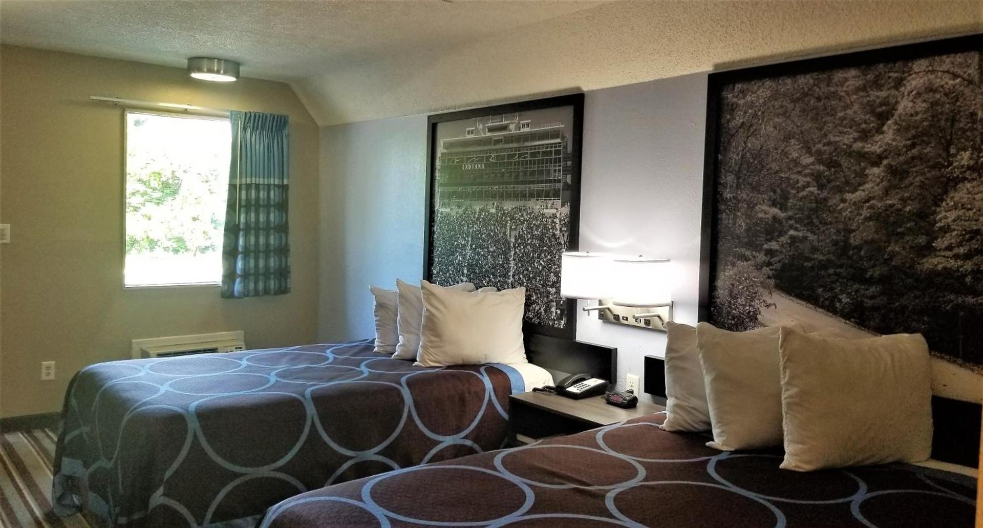 Super 8 by Wyndham Brownsburg photo 37