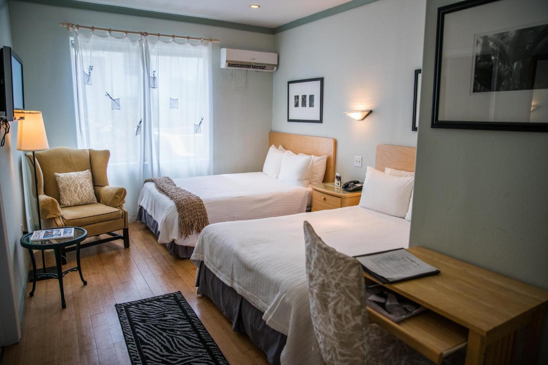 Cadet Hotel photo 7